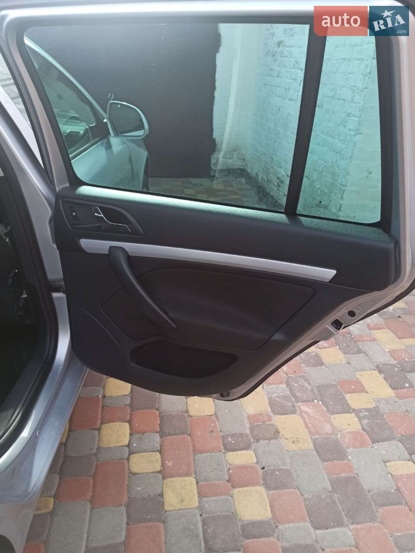 Skoda Octavia 2011 VIN TMBHM61Z7B2136396 фото оголошення 3 з 23