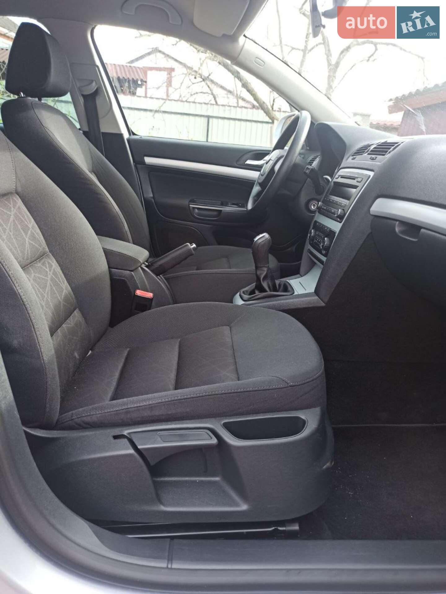 Skoda Octavia 2011 VIN TMBHM61Z7B2136396 фото оголошення 9 з 23