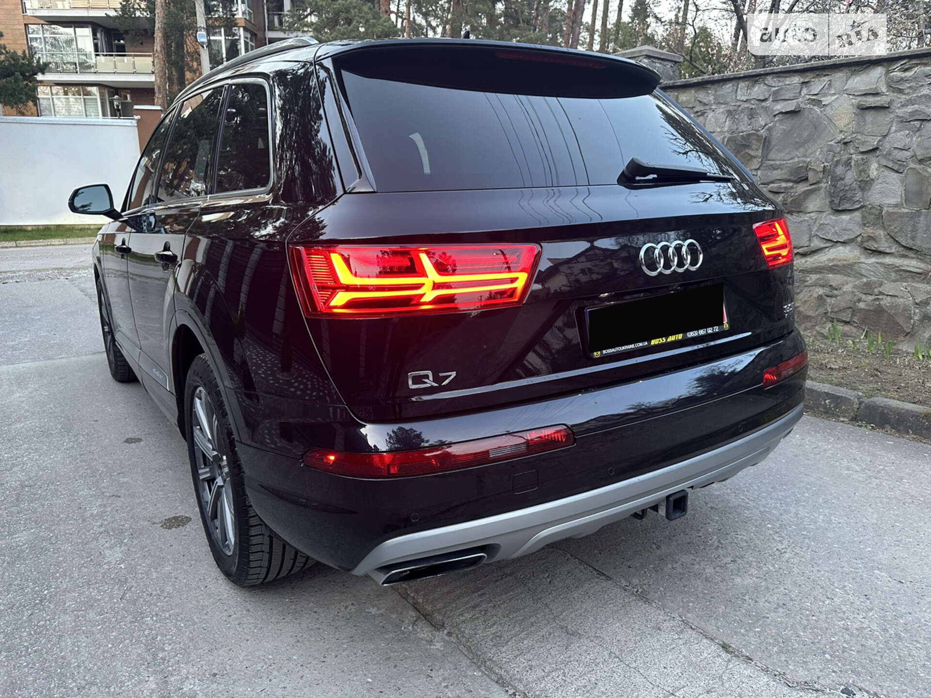 Audi Q7 2017 VIN WA1VAAF70JD021920 фото оголошення 9 з 31