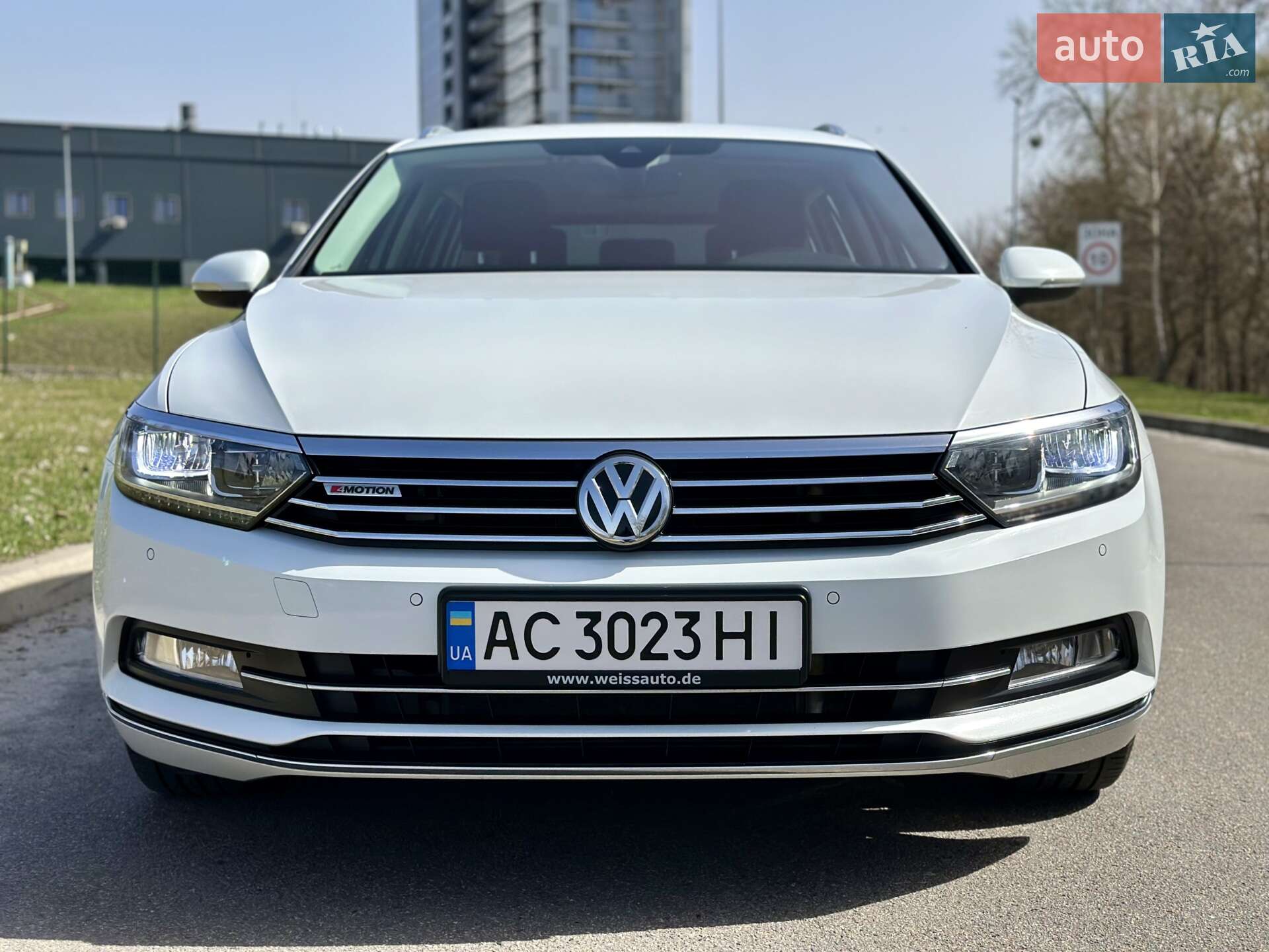 Volkswagen Passat 2018 VIN WVWZZZ3CZKE009423 фото оголошення 5 з 42