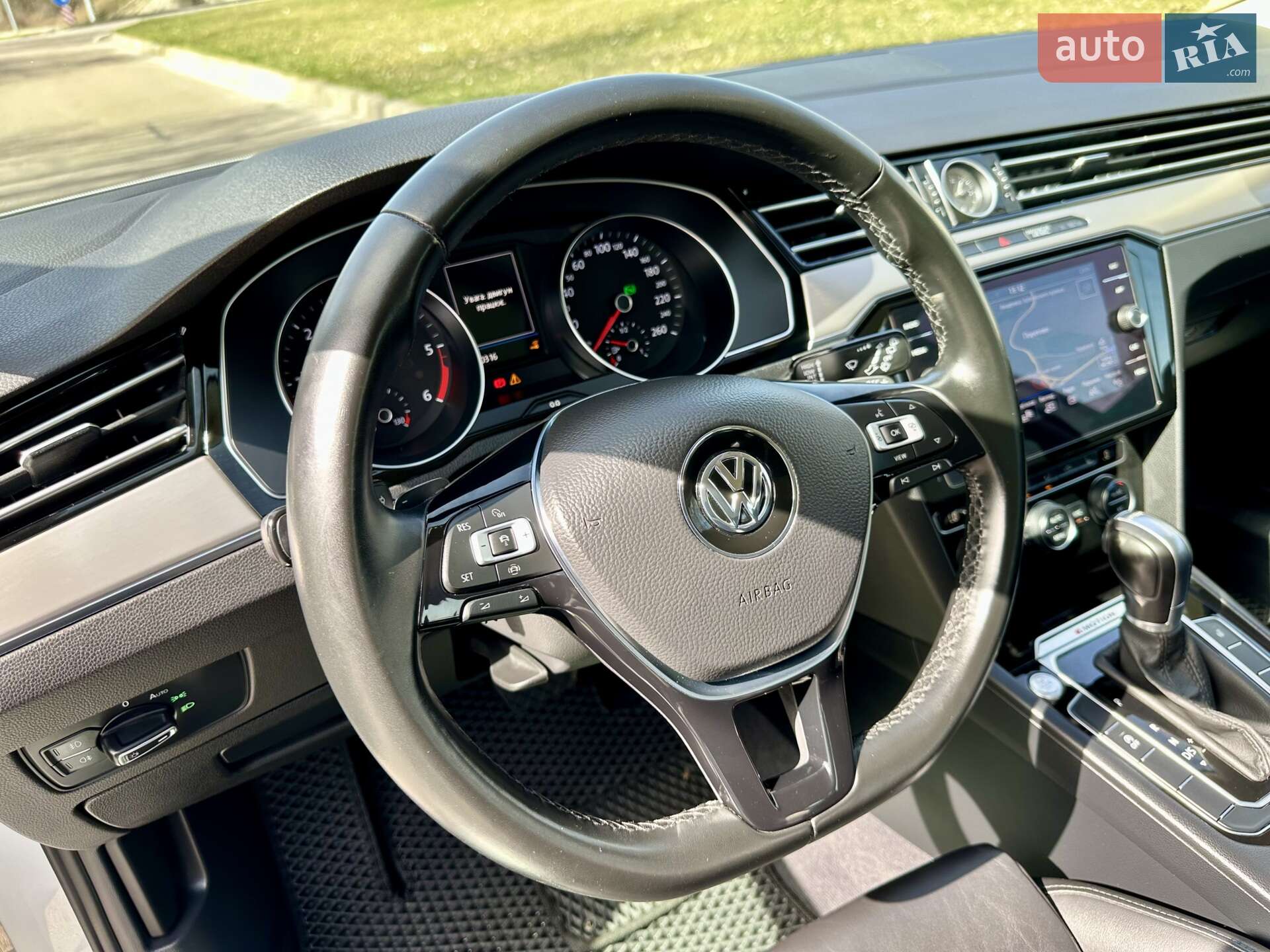 Volkswagen Passat 2018 VIN WVWZZZ3CZKE009423 фото оголошення 21 з 42