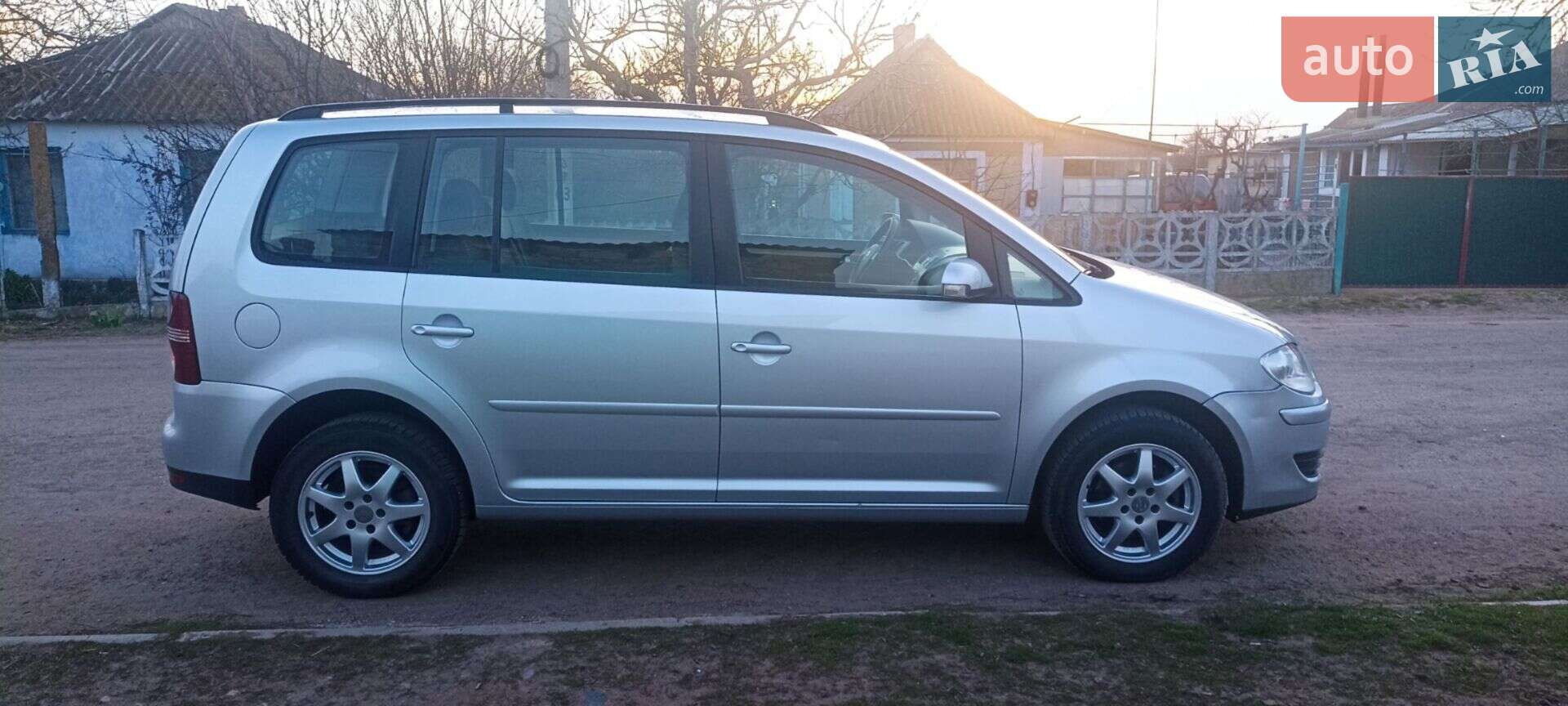 Volkswagen Touran 2008 VIN WVGZZZ1TZ8W113250 фото оголошення 2 з 17