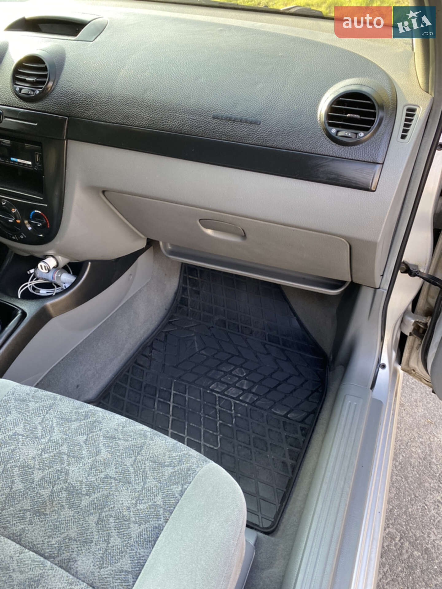 Daewoo Lacetti 2004 VIN KLANF48714K001810 фото оголошення 4 з 7