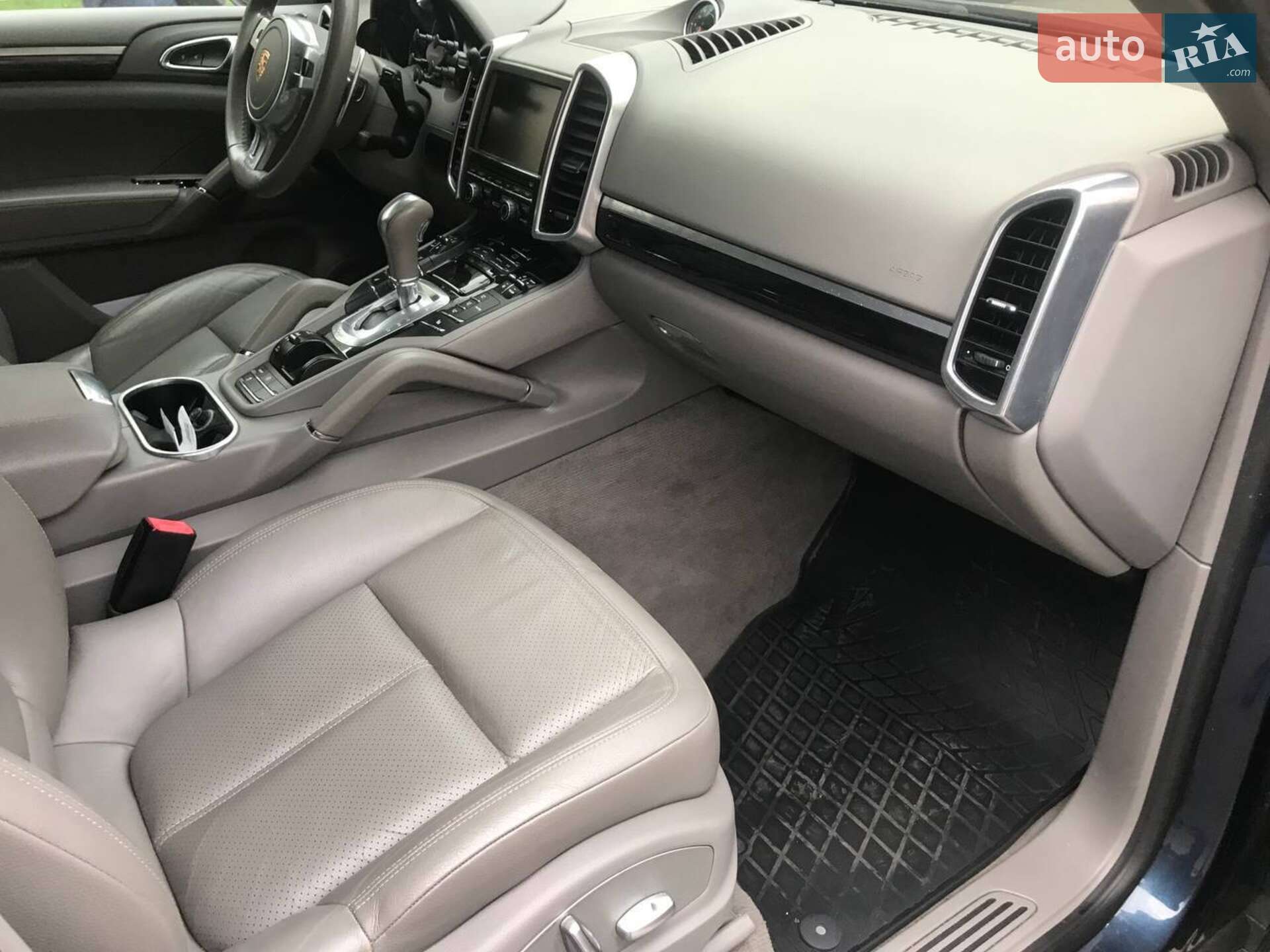 Porsche Cayenne 2013 VIN WP1AA2A23ELA01094 фото оголошення 21 з 30