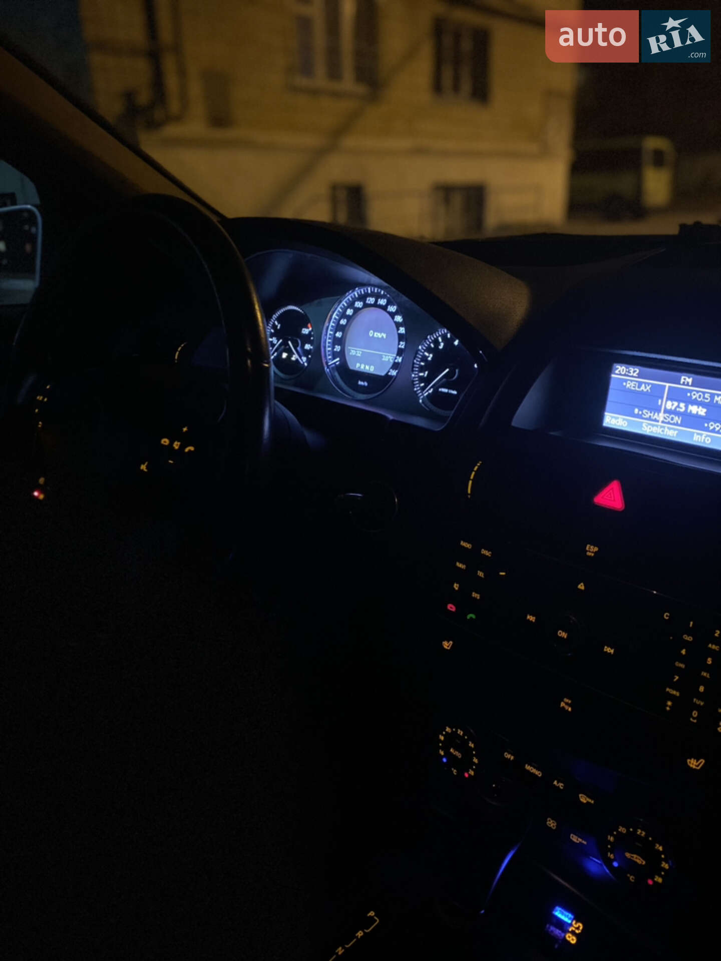 Mercedes-Benz C-Class 2009 VIN WDD2042411F354406 фото оголошення 14 з 18