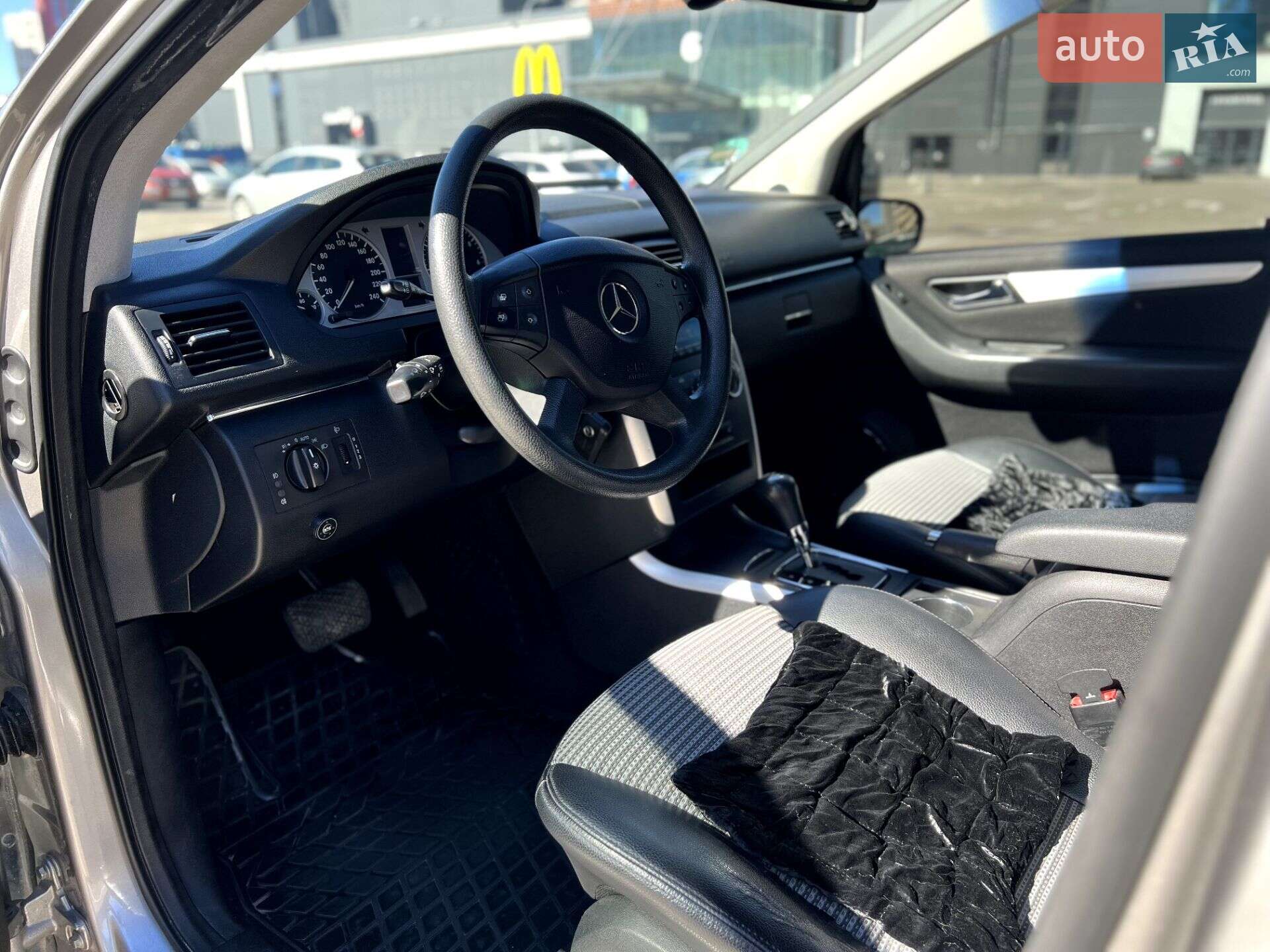 Mercedes-Benz B-Class 2006 VIN WDD2452321J142475 фото оголошення 37 з 45