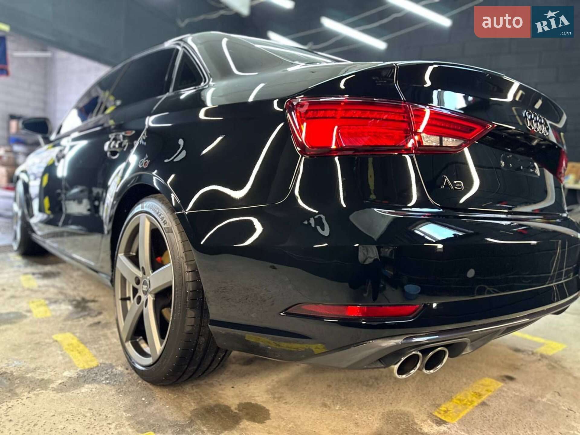 Audi A3 2019 VIN WAUAUGFFXKA117589 фото оголошення 5 з 5