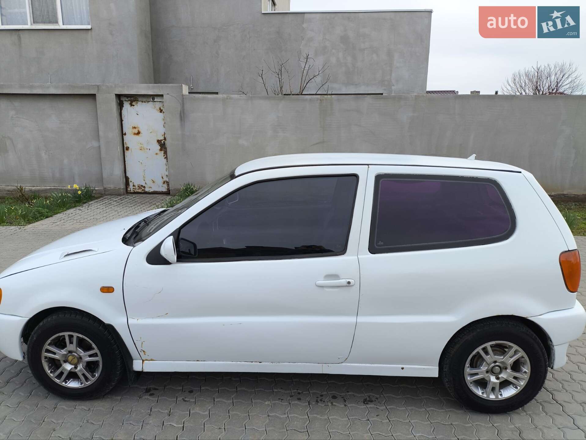 Volkswagen Polo 1997 VIN WVWZZZ6NZWY060452 фото оголошення 2 з 8