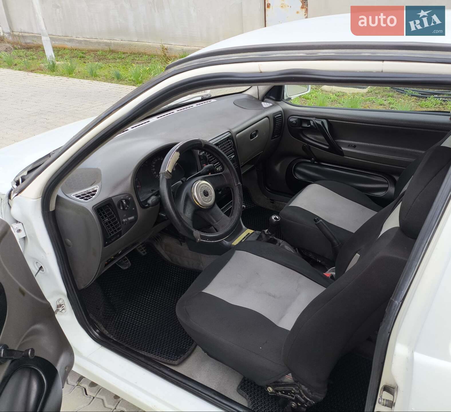 Volkswagen Polo 1997 VIN WVWZZZ6NZWY060452 фото оголошення 5 з 8