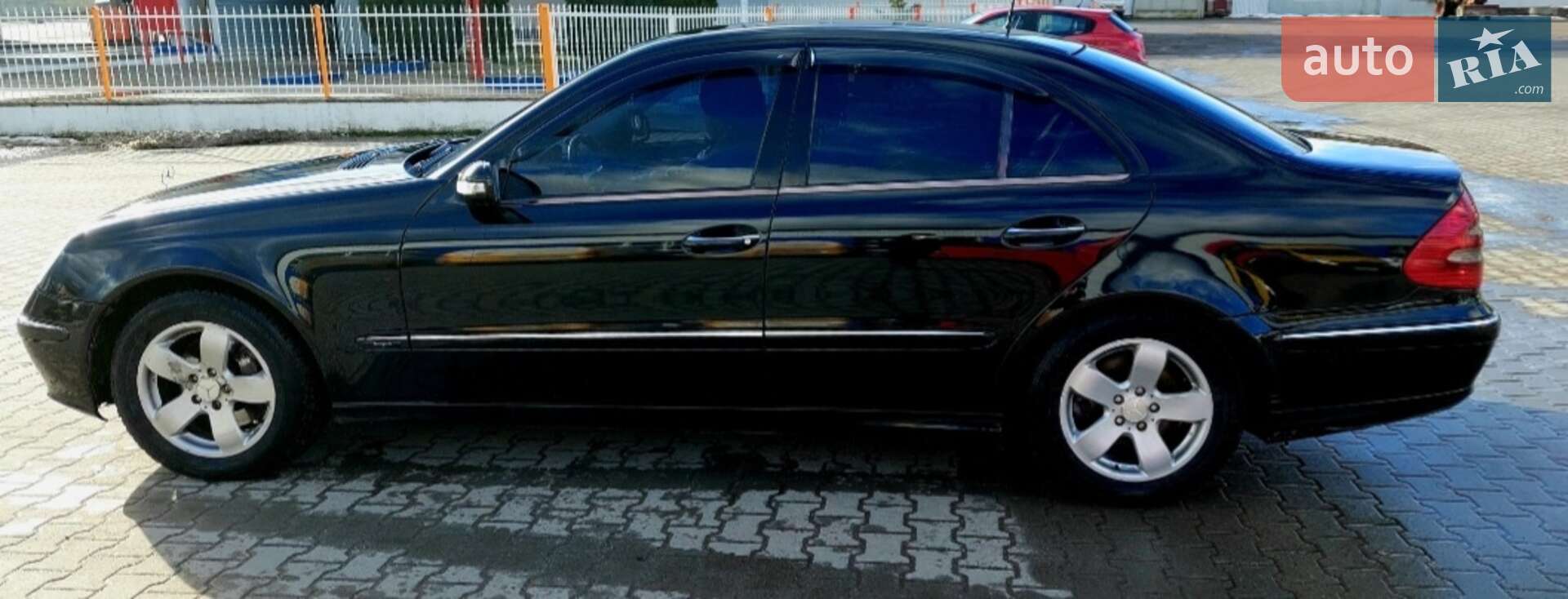 Mercedes-Benz E-Class 2003 VIN WDB2110261A215002 фото оголошення 9 з 16