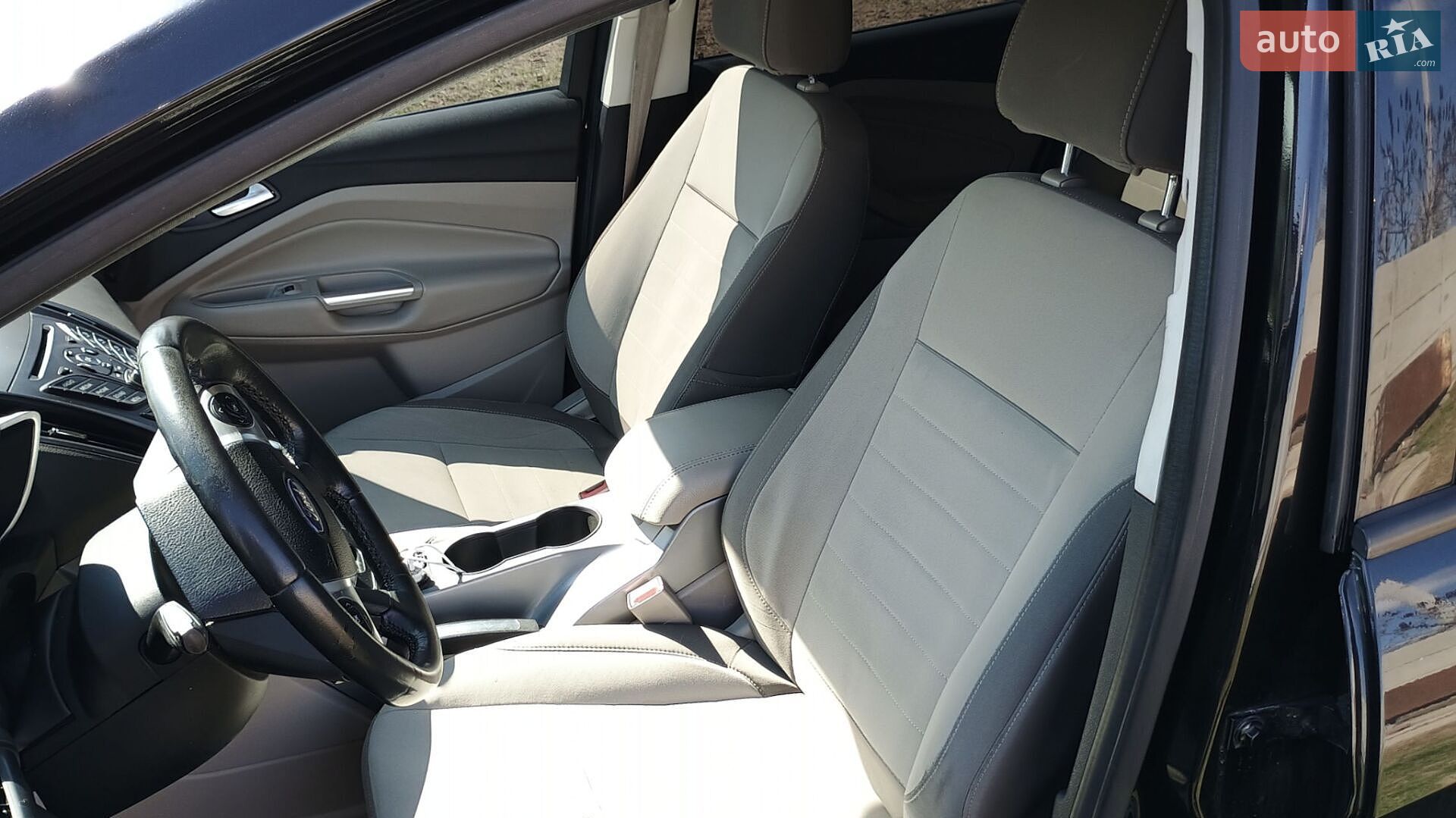 Ford C-Max 2014 VIN 1FADP5AUXEL519774 фото оголошення 12 з 19