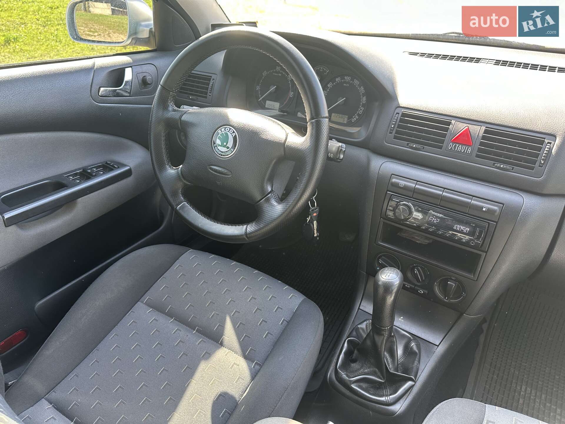 Skoda Octavia 2008 VIN TMBDG41U89B010198 фото оголошення 7 з 8