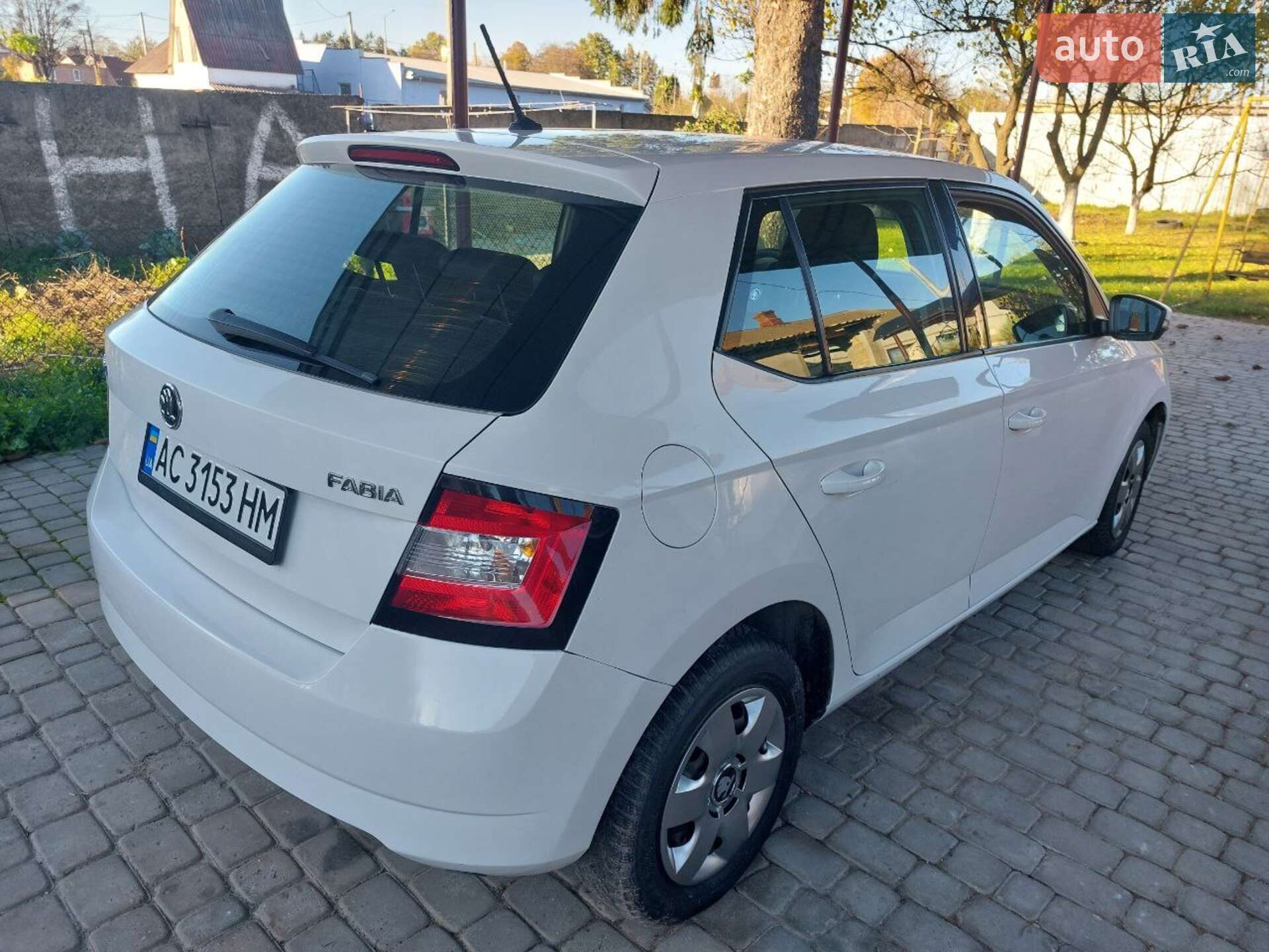 Skoda Fabia 2016 VIN TMBEB6NJ4GZ181968 фото оголошення 5 з 11