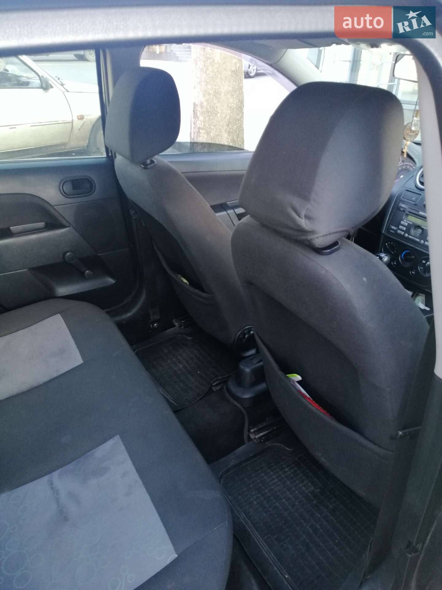 Ford Fiesta 2006 VIN WF0HXXGAJH6J15211 фото оголошення 4 з 9