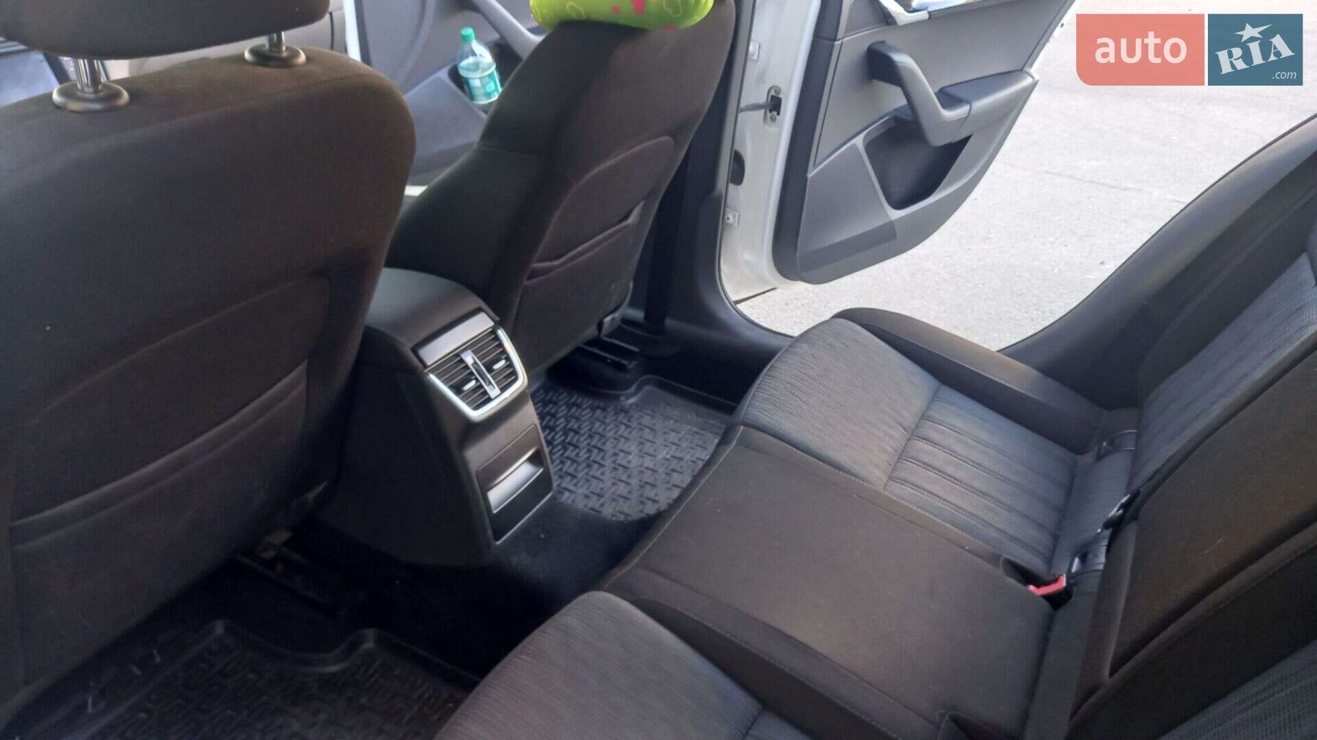 Skoda Octavia 2017 VIN TMBAC4NE3JB007604 фото оголошення 2 з 14