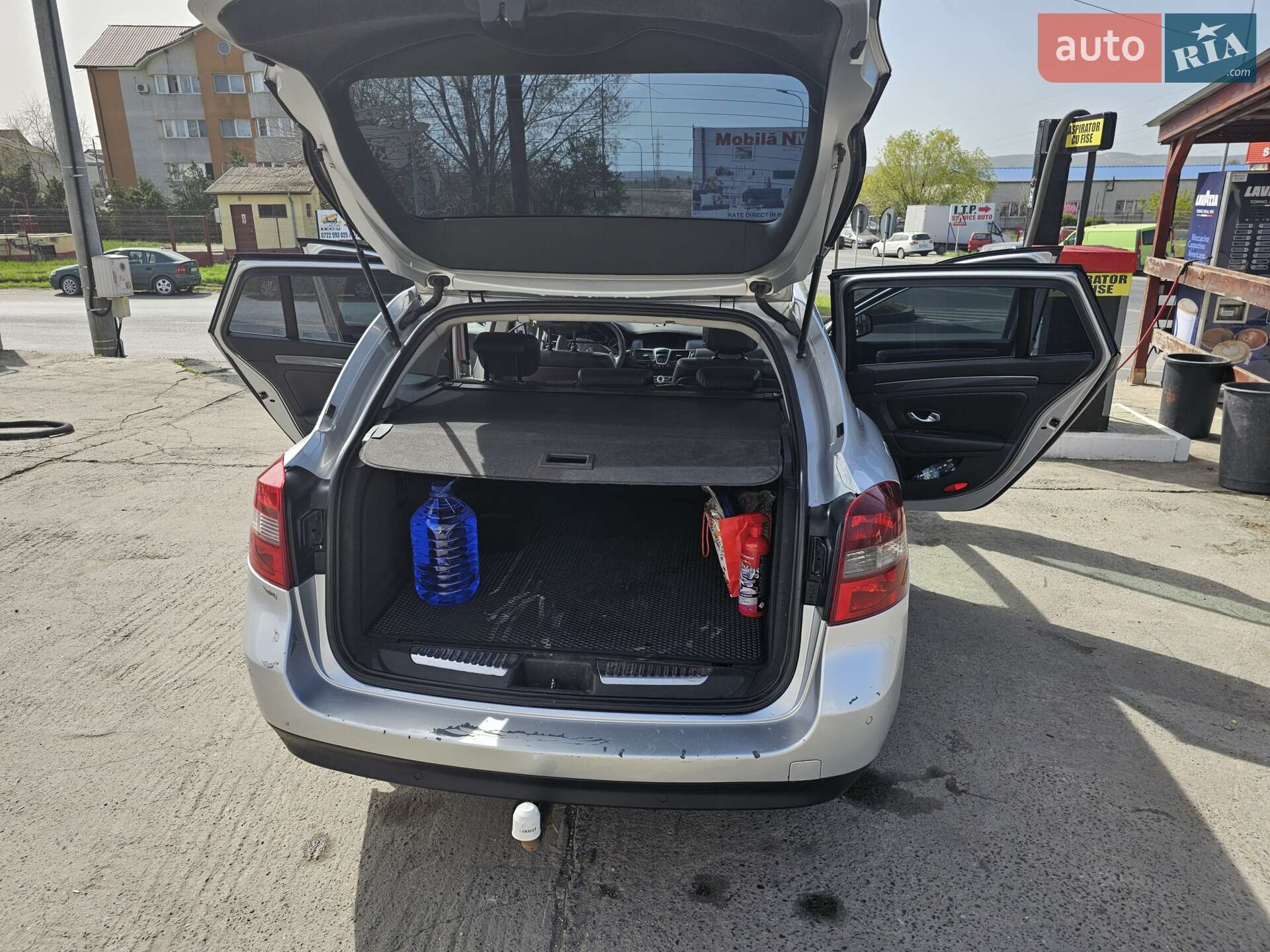 Renault Laguna 2011 VIN VF1KT1R0643945575 фото оголошення 3 з 12