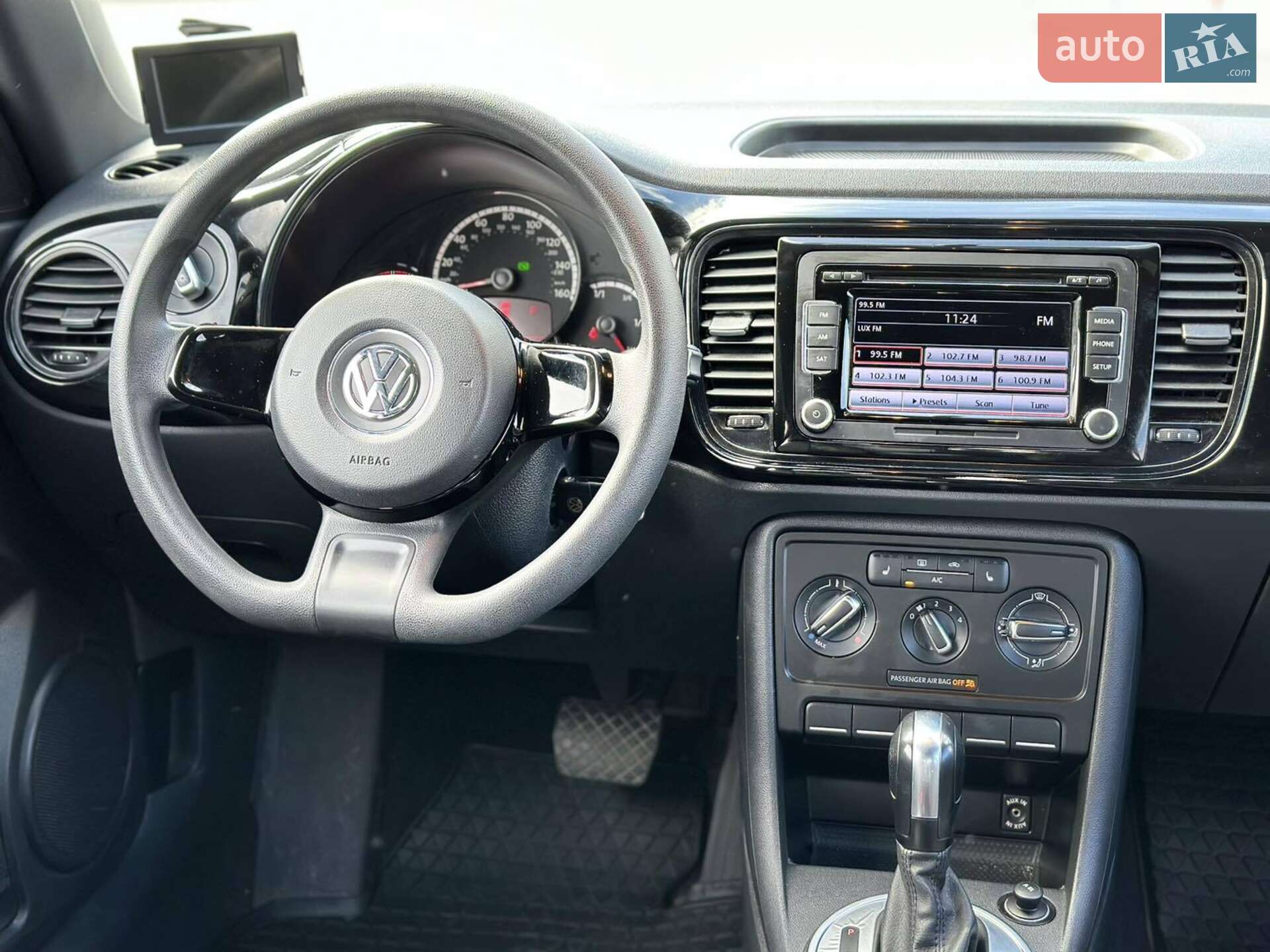 Volkswagen Beetle 2015 VIN 3VWF17AT1FM651326 фото оголошення 31 з 49