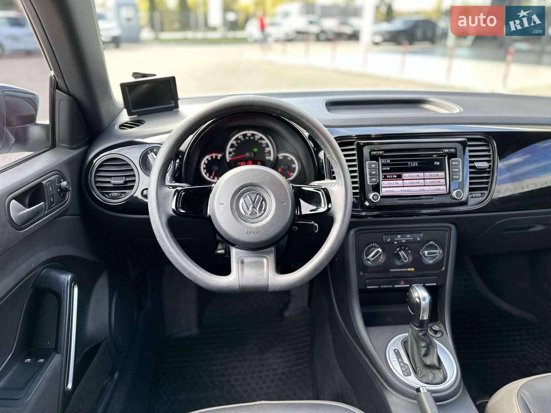 Volkswagen Beetle 2015 VIN 3VWF17AT1FM651326 фото оголошення 34 з 49