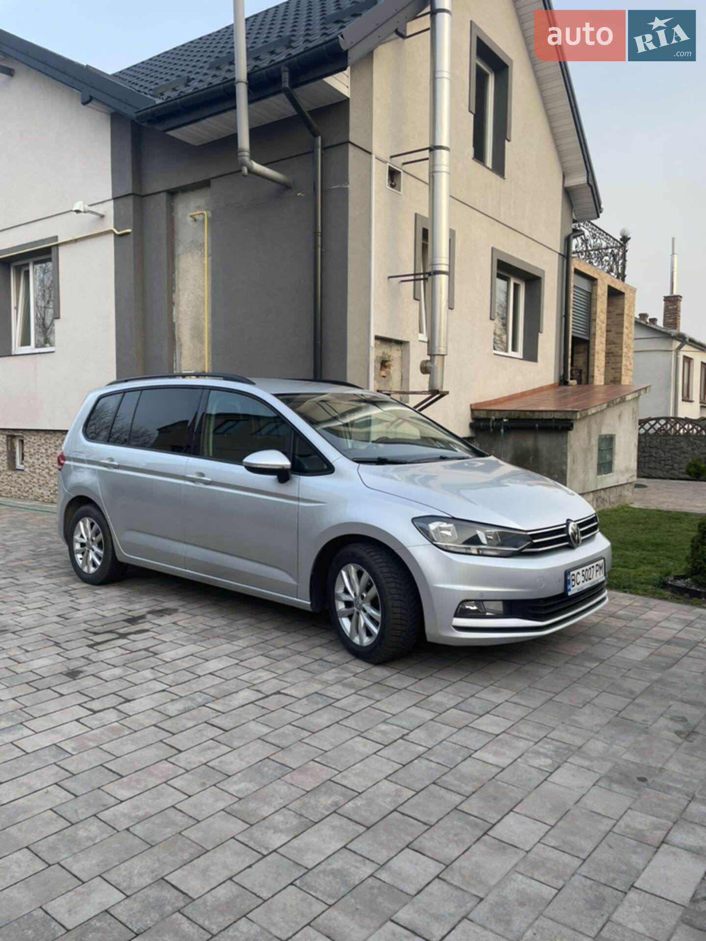 Volkswagen Touran 2016 VIN WVGZZZ1TZGW552996 фото оголошення 7 з 66
