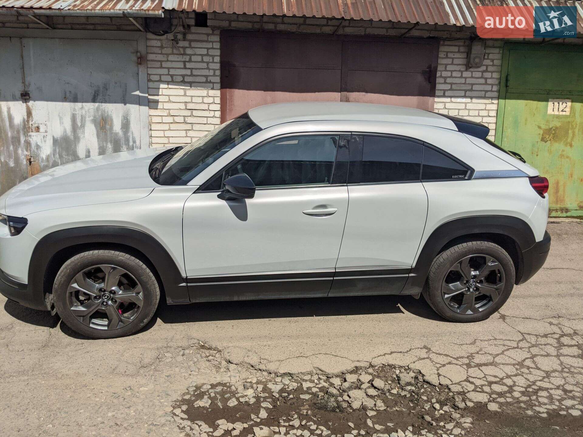 Mazda MX-30 2020 VIN JMZDR1WBJ00103910 фото оголошення 6 з 28