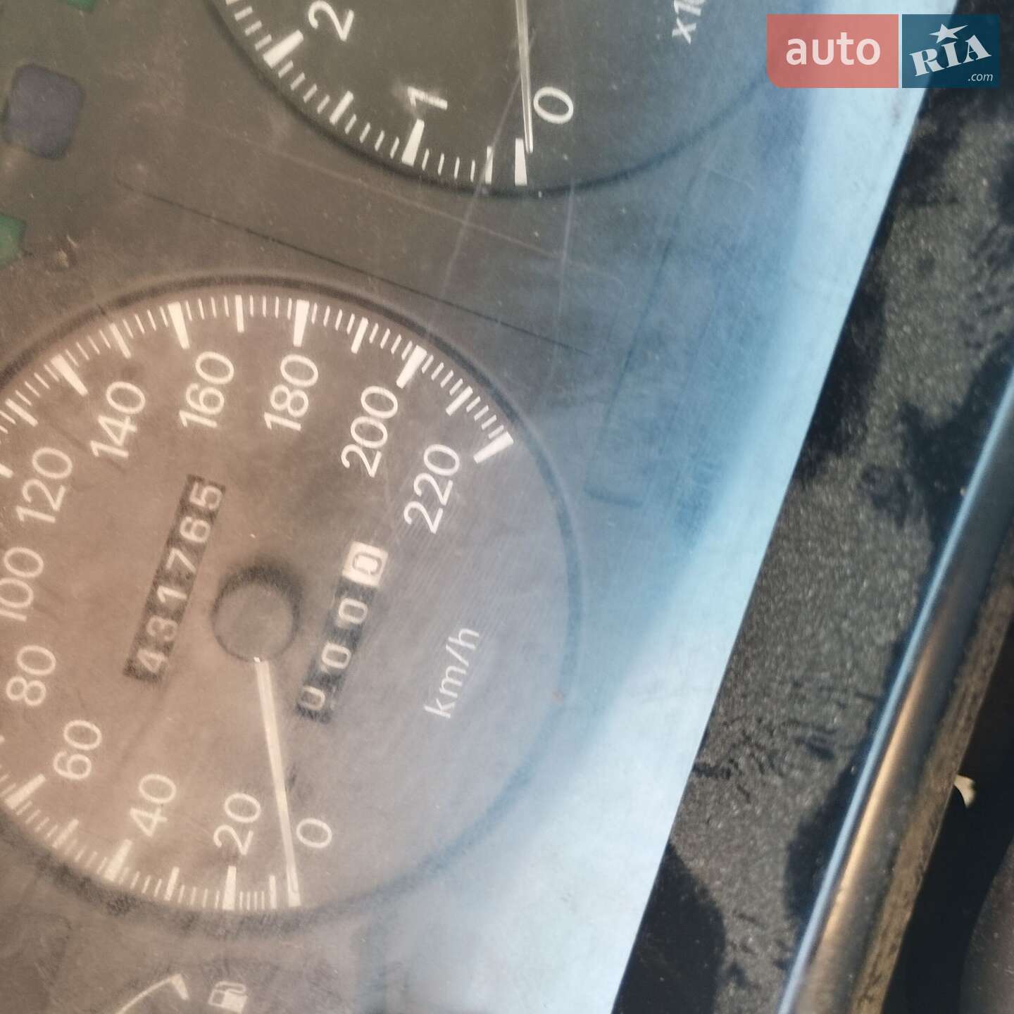 Mitsubishi Galant 1994 VIN JMBLNE52ARZ001380 фото оголошення 2 з 16