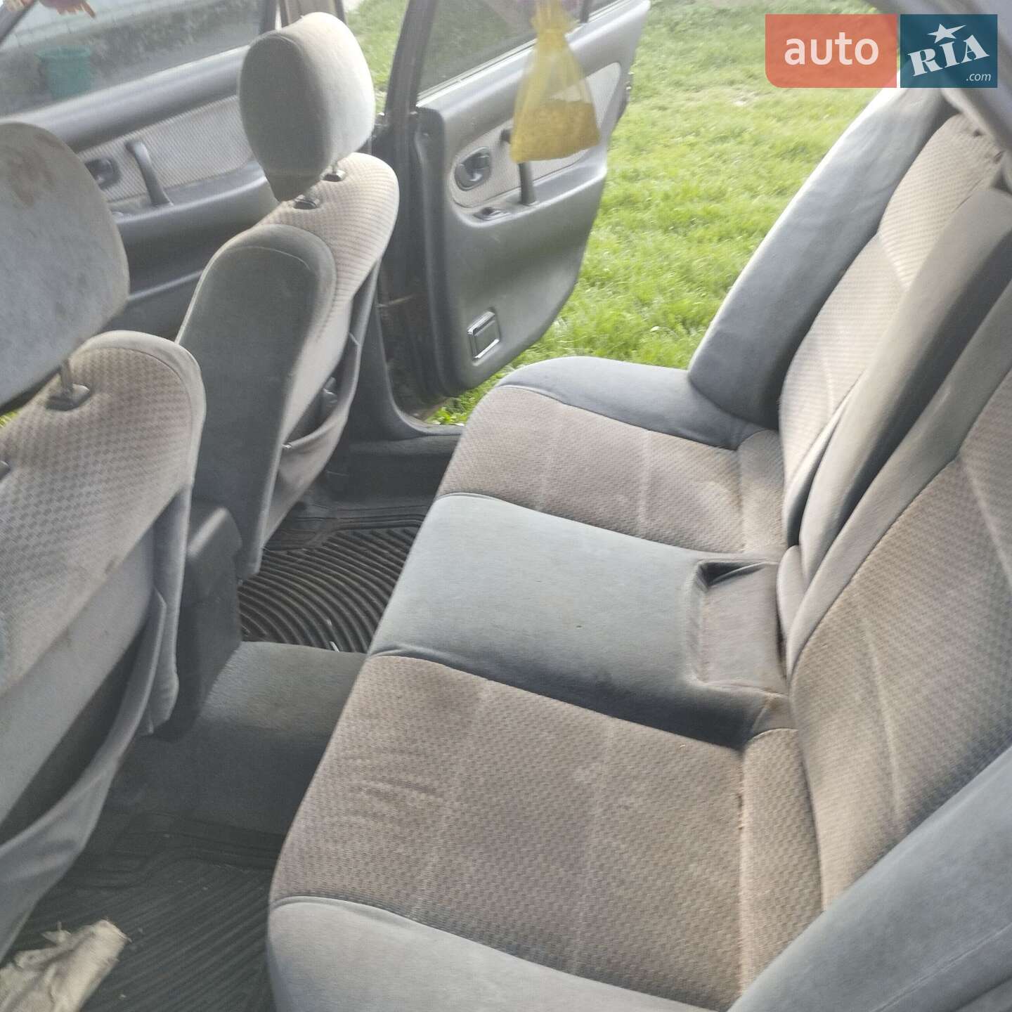 Mitsubishi Galant 1994 VIN JMBLNE52ARZ001380 фото оголошення 9 з 16
