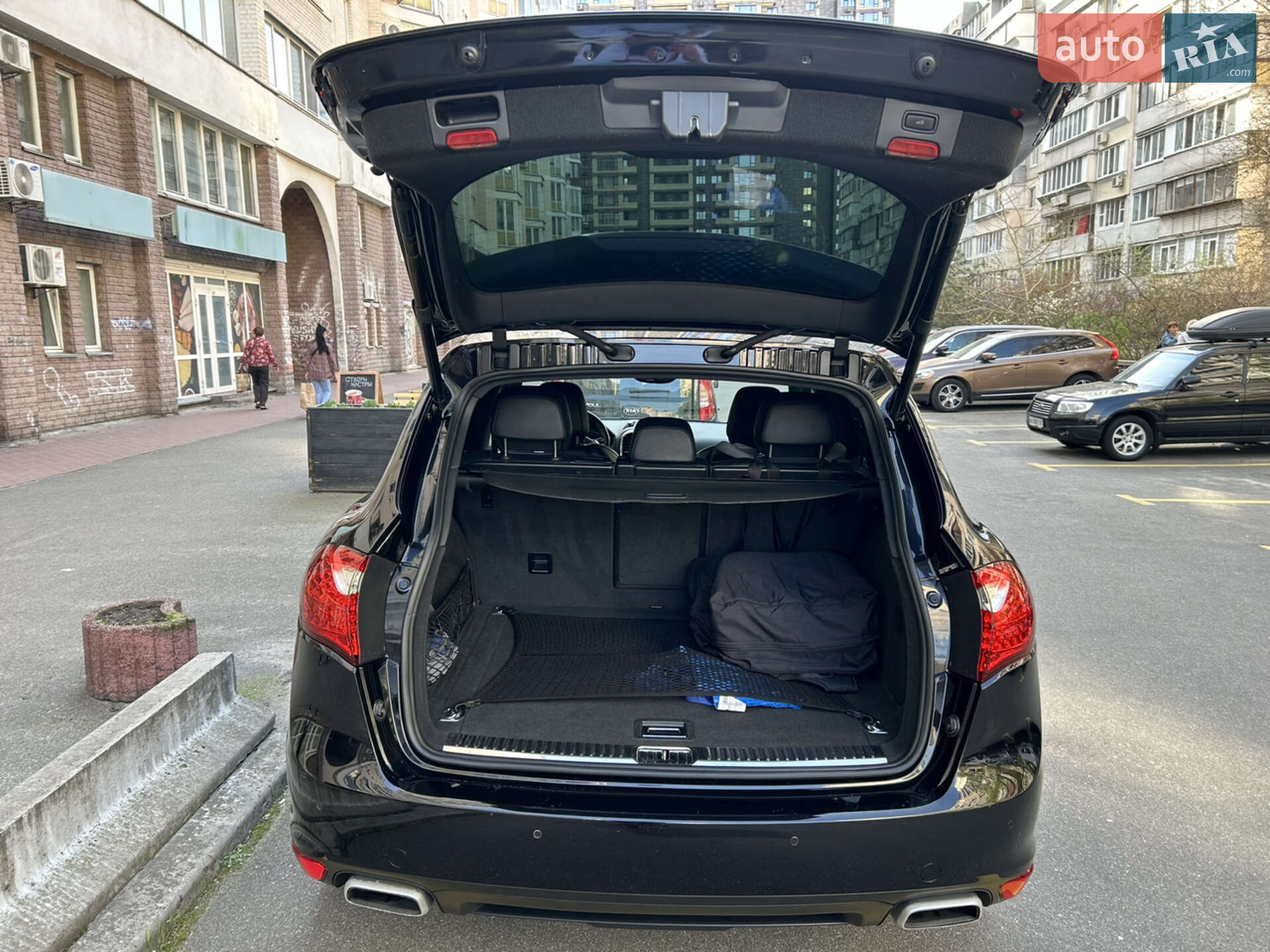 Porsche Cayenne 2012 VIN WP1ZZZ92ZDLA81071 фото оголошення 9 з 11