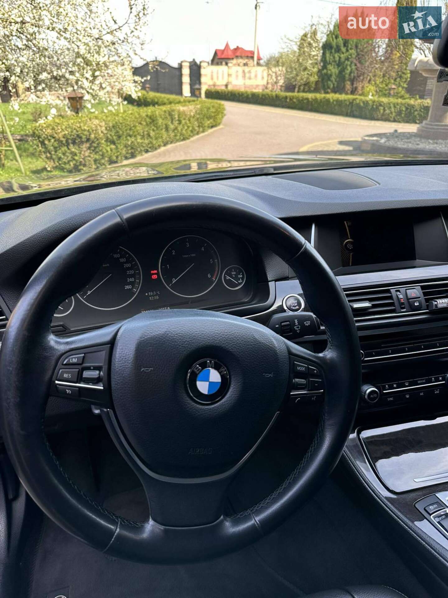 BMW 5 Series 2013 VIN WBA5C31090D043271 фото оголошення 9 з 19