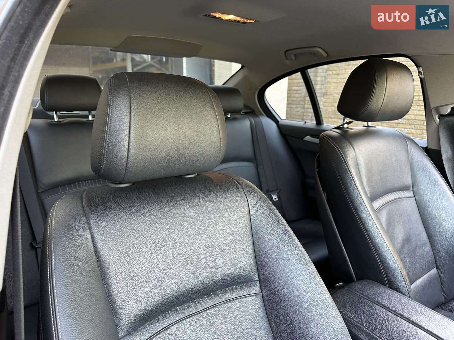 BMW 5 Series 2013 VIN WBA5C31090D043271 фото оголошення 10 з 19