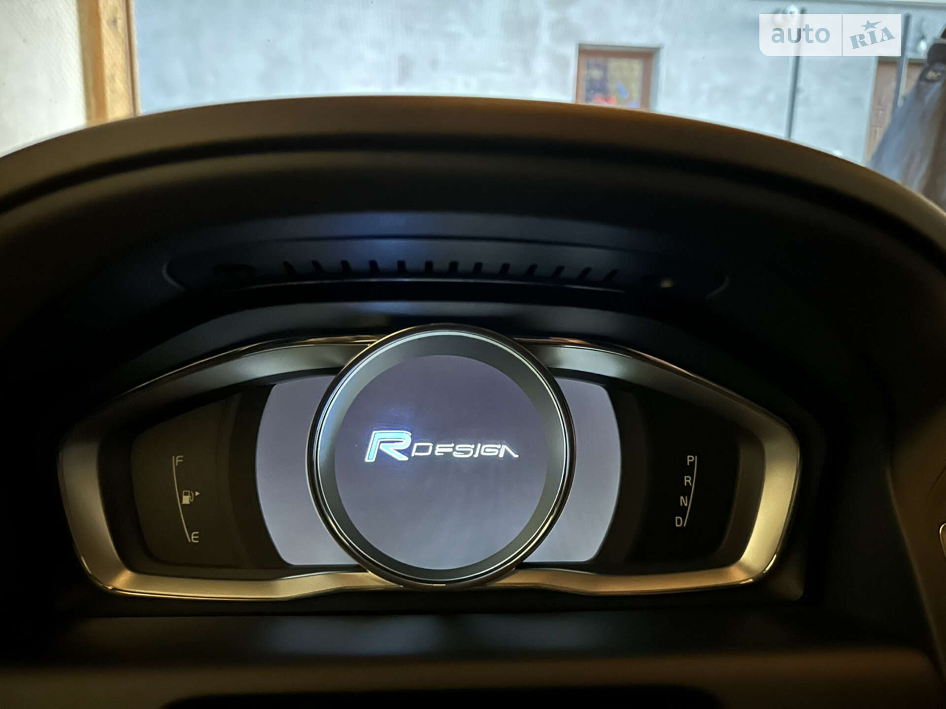 Volvo XC60 2015 VIN YV1DZ8256F2706380 фото оголошення 4 з 30