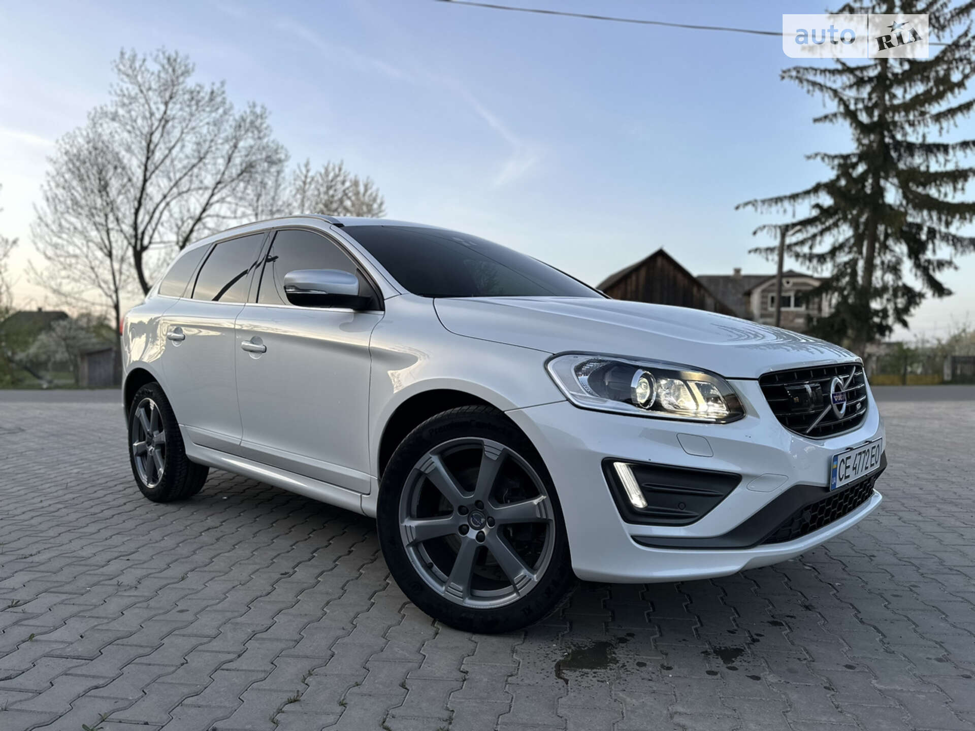 Volvo XC60 2015 VIN YV1DZ8256F2706380 фото оголошення 5 з 30