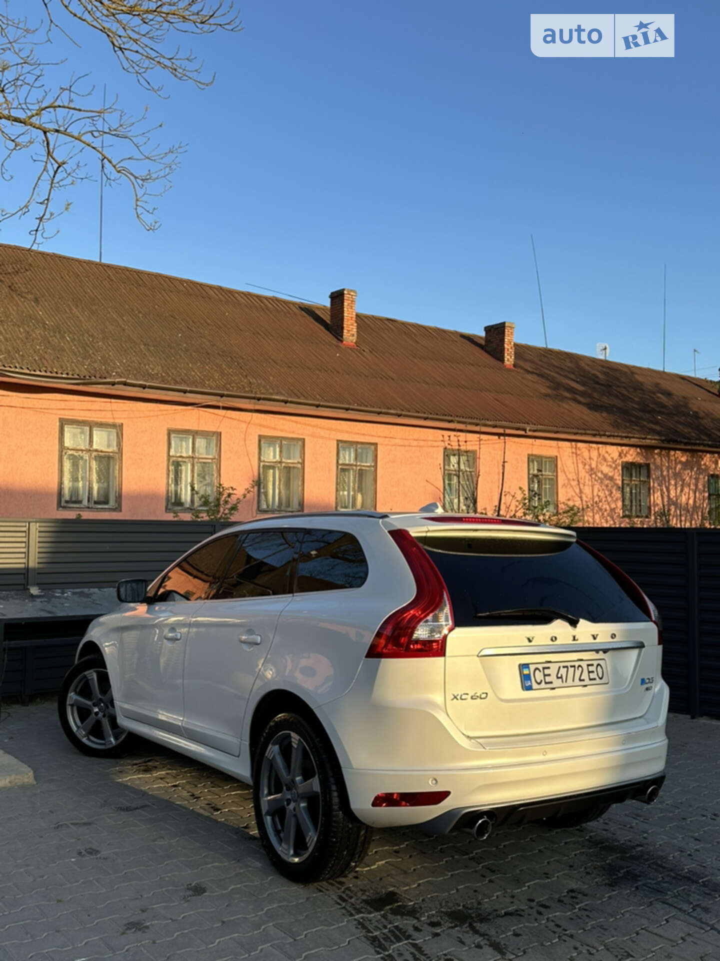 Volvo XC60 2015 VIN YV1DZ8256F2706380 фото оголошення 12 з 30