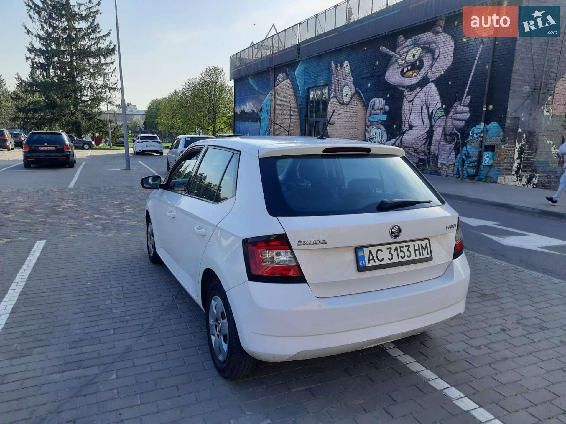 Skoda Fabia 2016 VIN TMBEB6NJ4GZ181968 фото оголошення 4 з 20