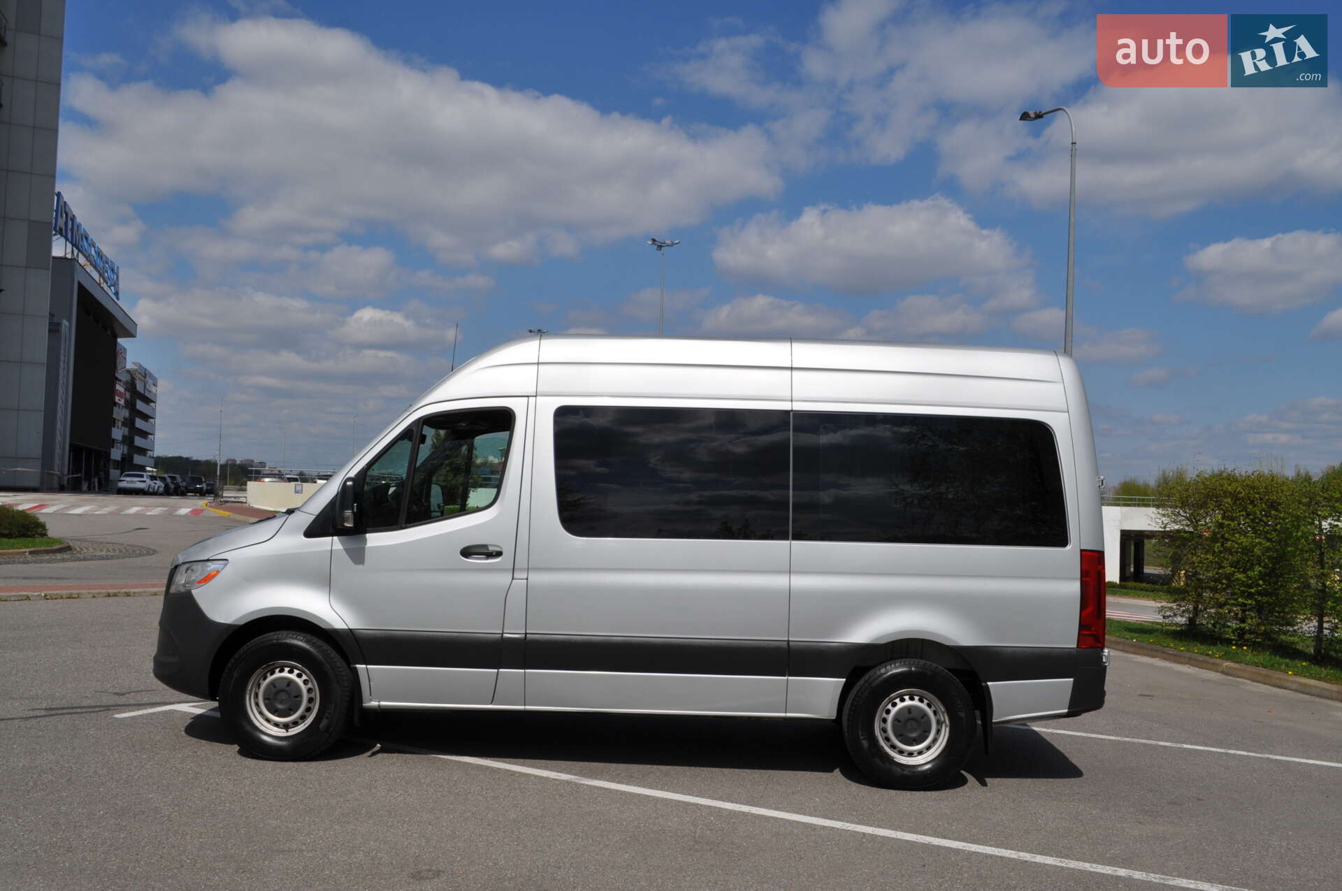Mercedes-Benz Sprinter 2019 VIN WD4PF0CD5KP188493 фото оголошення 12 з 108