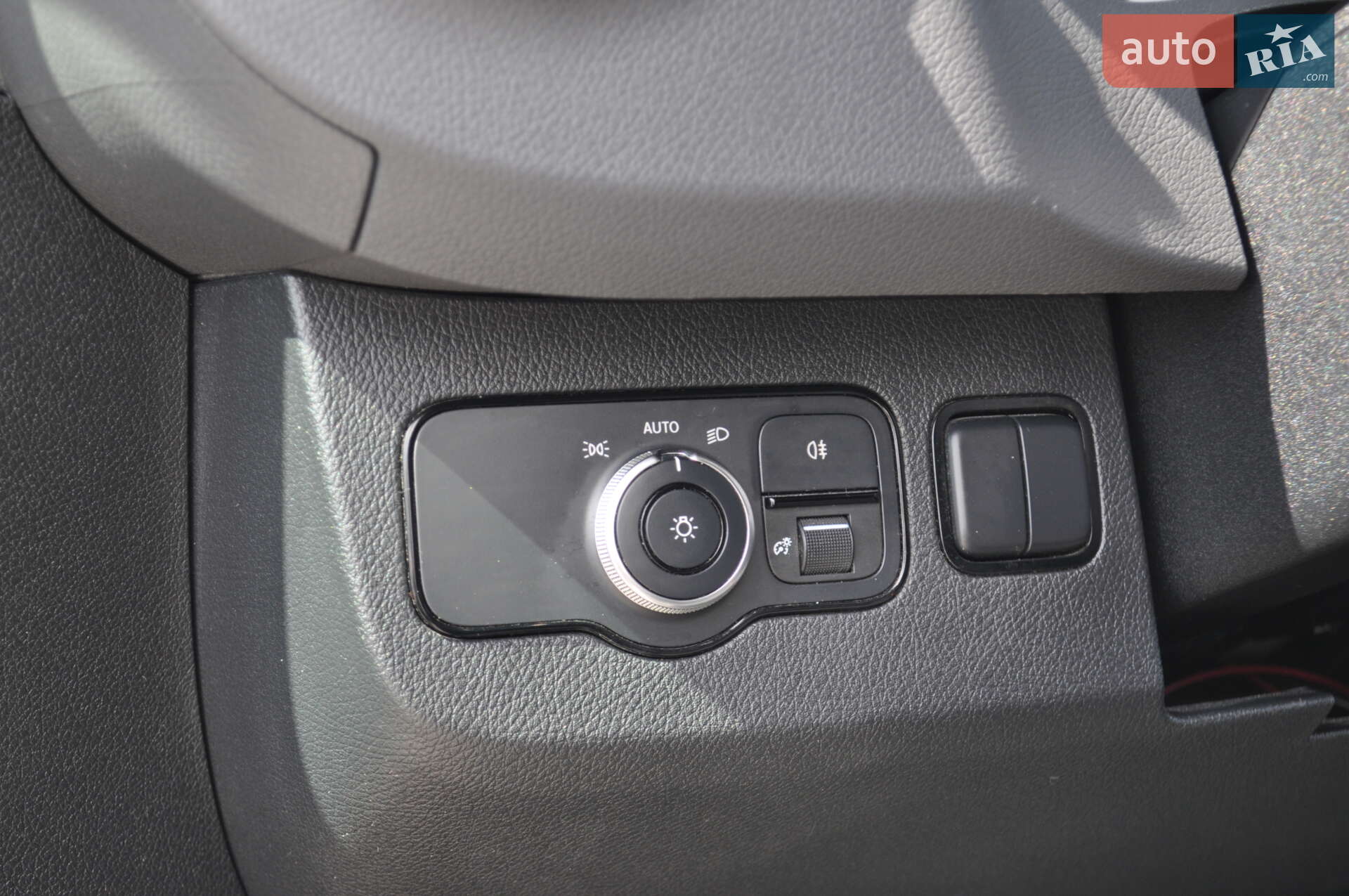 Mercedes-Benz Sprinter 2019 VIN WD4PF0CD5KP188493 фото оголошення 85 з 108