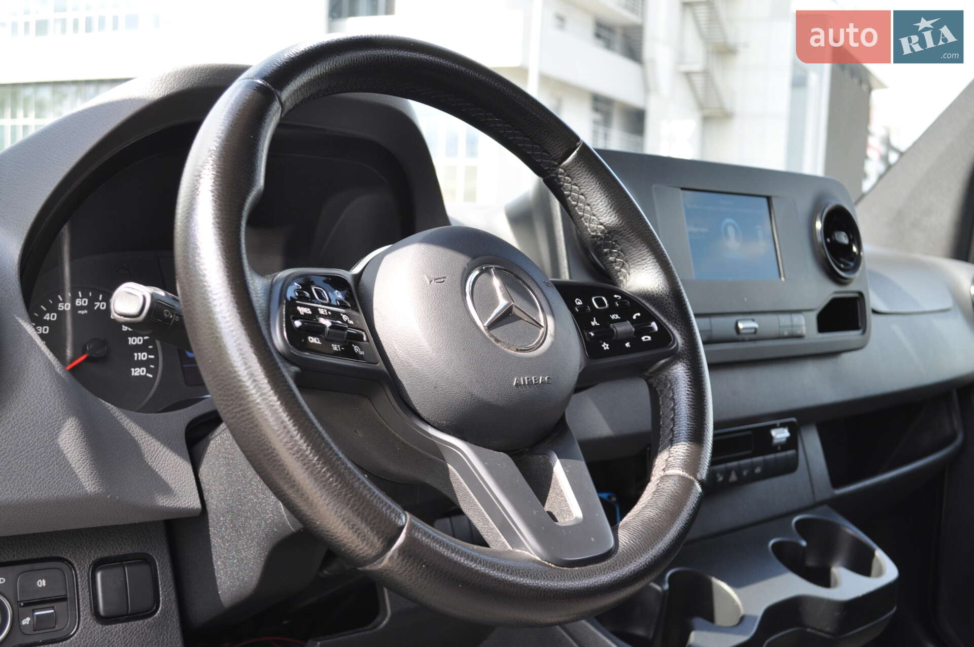 Mercedes-Benz Sprinter 2019 VIN WD4PF0CD5KP188493 фото оголошення 84 з 108