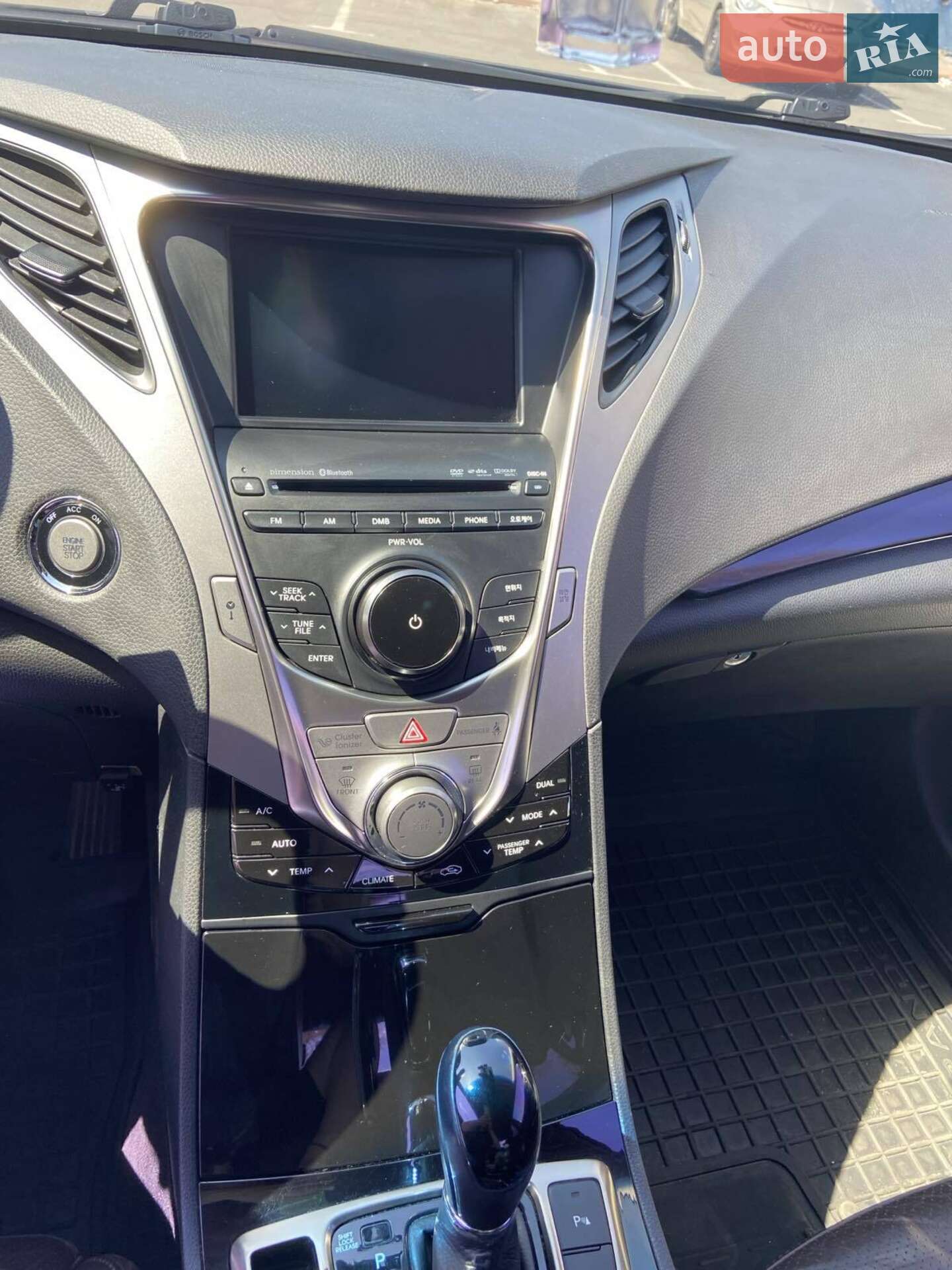 Hyundai Grandeur 2012 VIN KMHFH41NBCA144075 фото оголошення 10 з 28