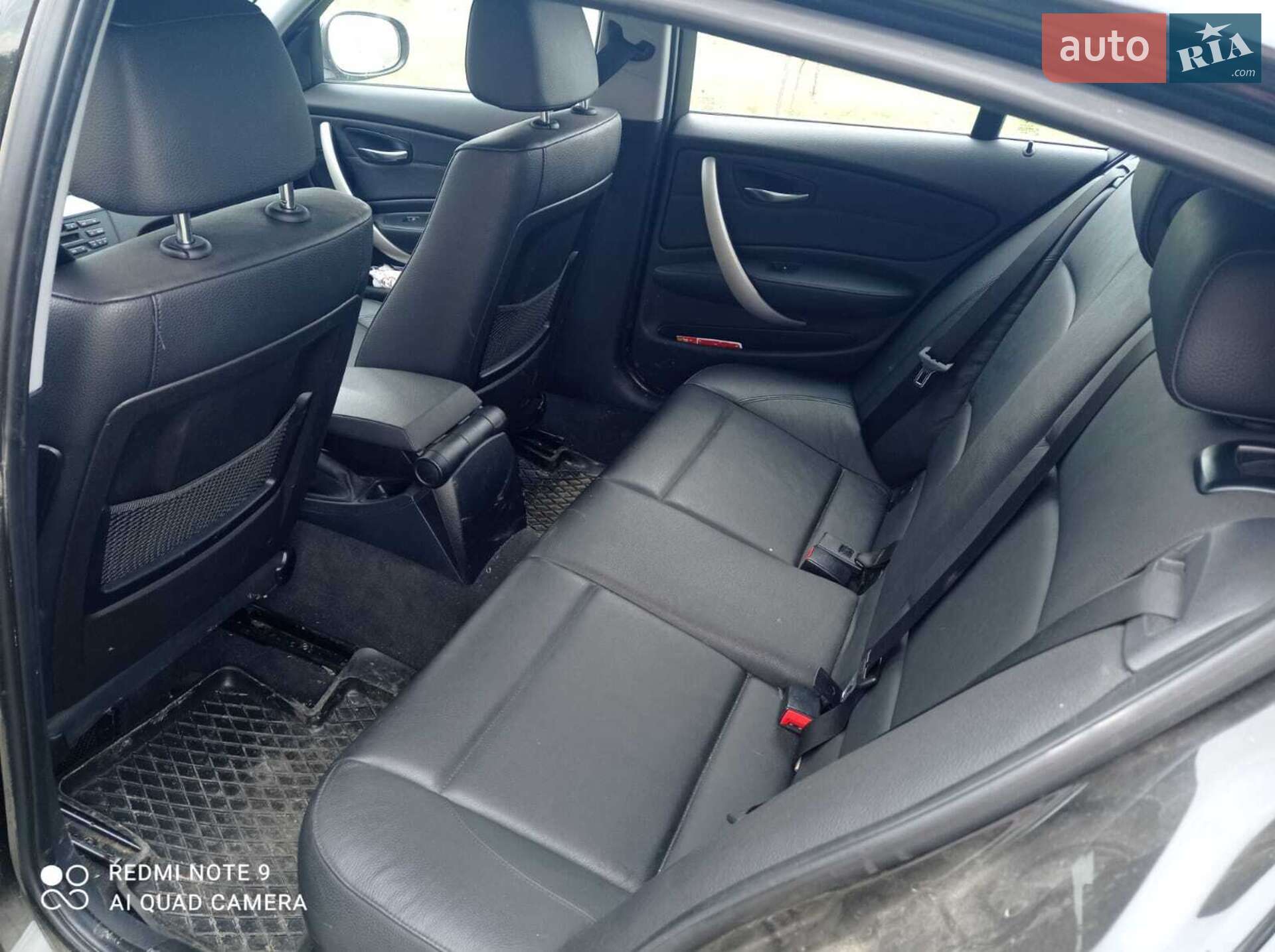 BMW 1 Series 2009 VIN WBAUH51060E310675 фото оголошення 17 з 19