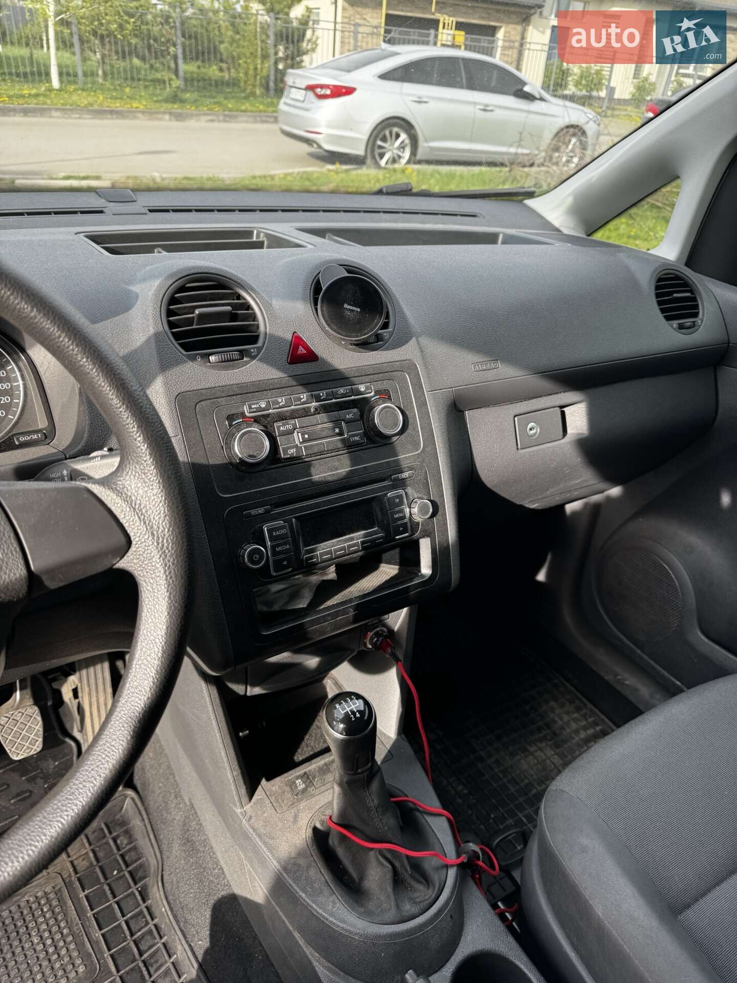 Volkswagen Caddy 2015 VIN WV2ZZZ2KZFX122747 фото оголошення 14 з 22