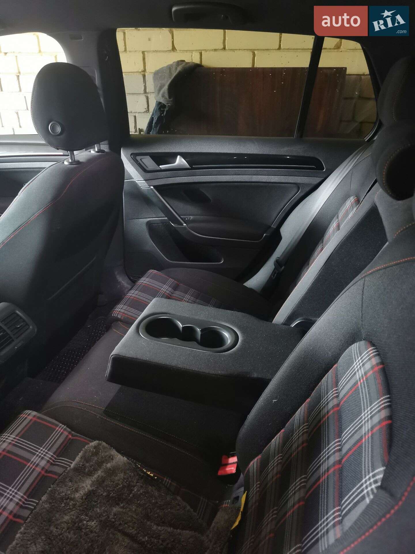 Volkswagen Golf GTI 2015 VIN 3VW4T7AU7GM012251 фото оголошення 2 з 9