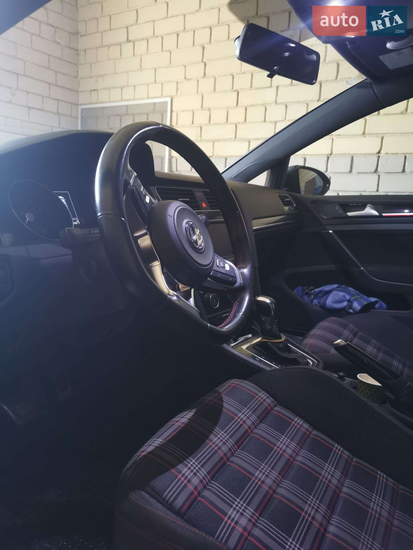 Volkswagen Golf GTI 2015 VIN 3VW4T7AU7GM012251 фото оголошення 8 з 9
