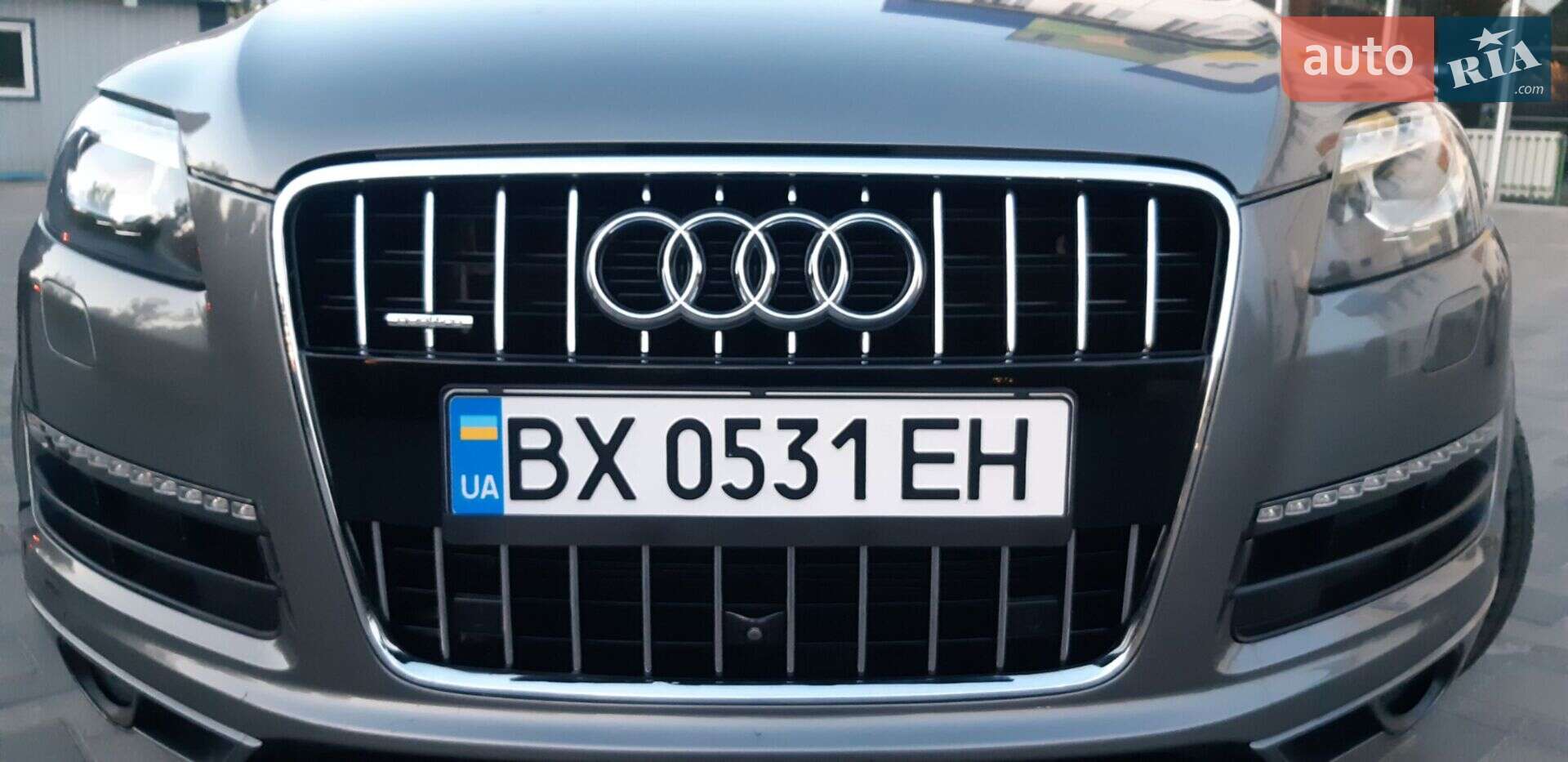 Audi Q7 2013 VIN WA1LGAFE0DD012854 фото оголошення 13 з 31