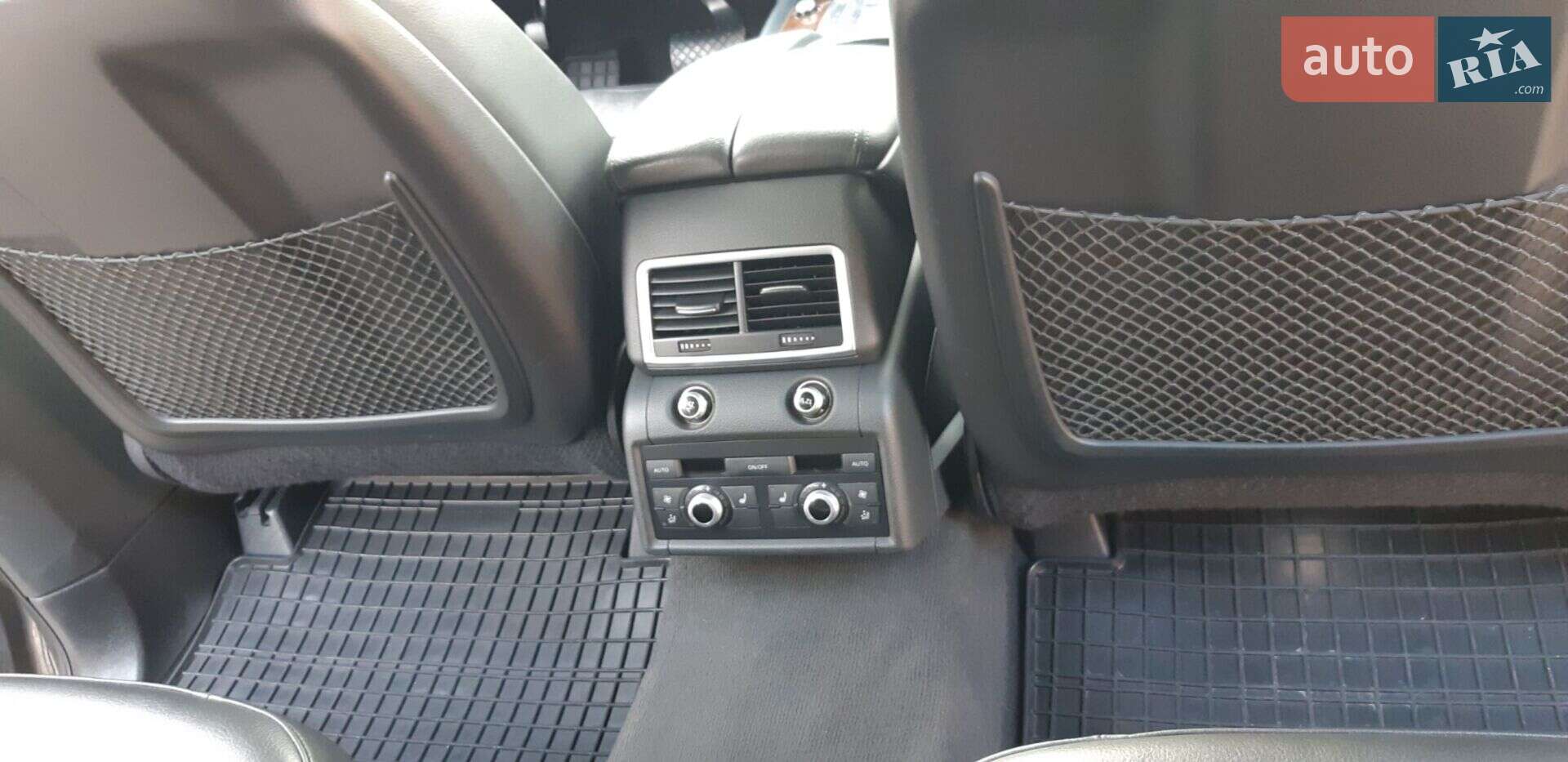 Audi Q7 2013 VIN WA1LGAFE0DD012854 фото оголошення 29 з 31