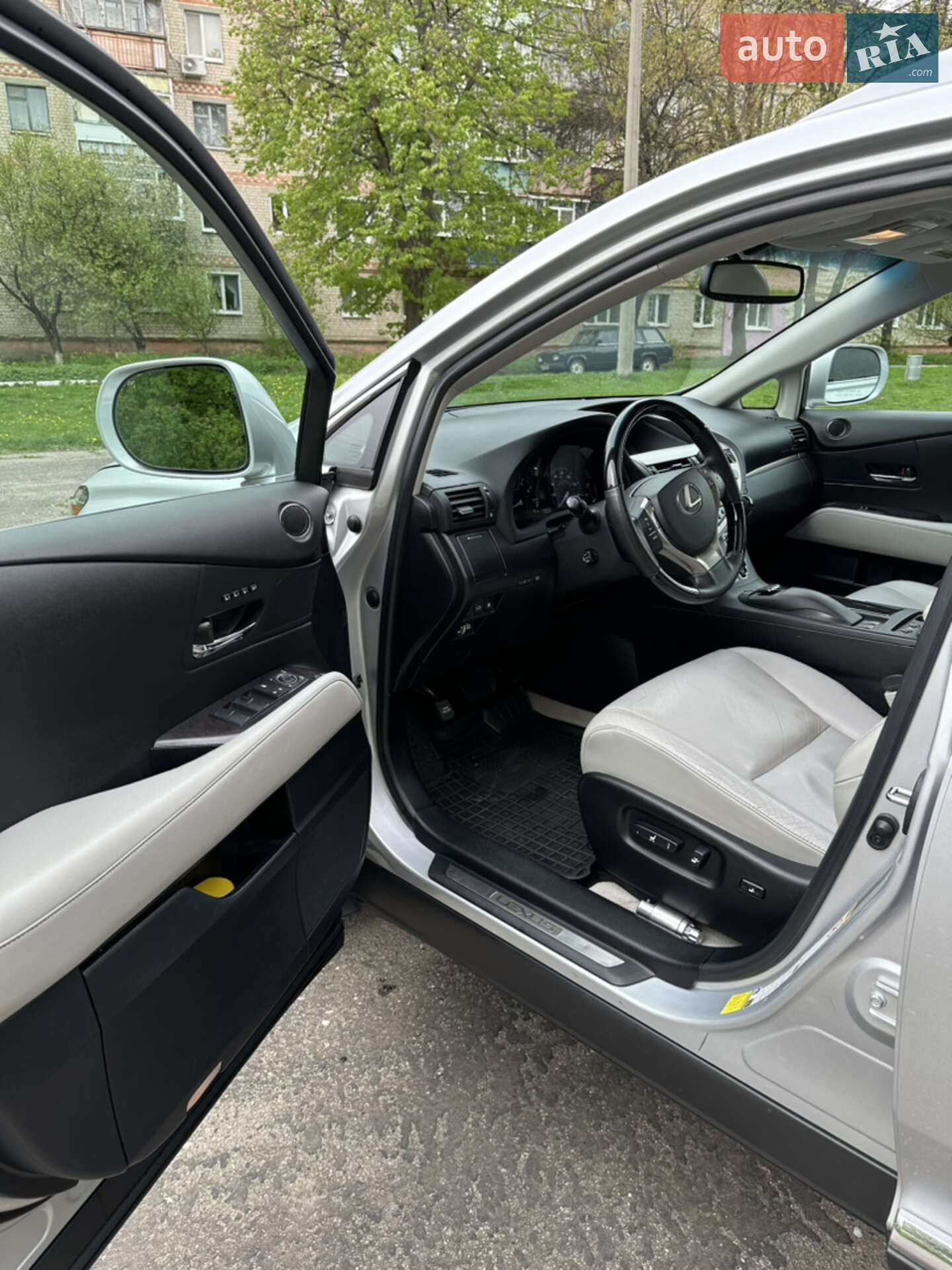 Lexus RX 2014 VIN 2T2BK1BA3FC264533 фото оголошення 13 з 31