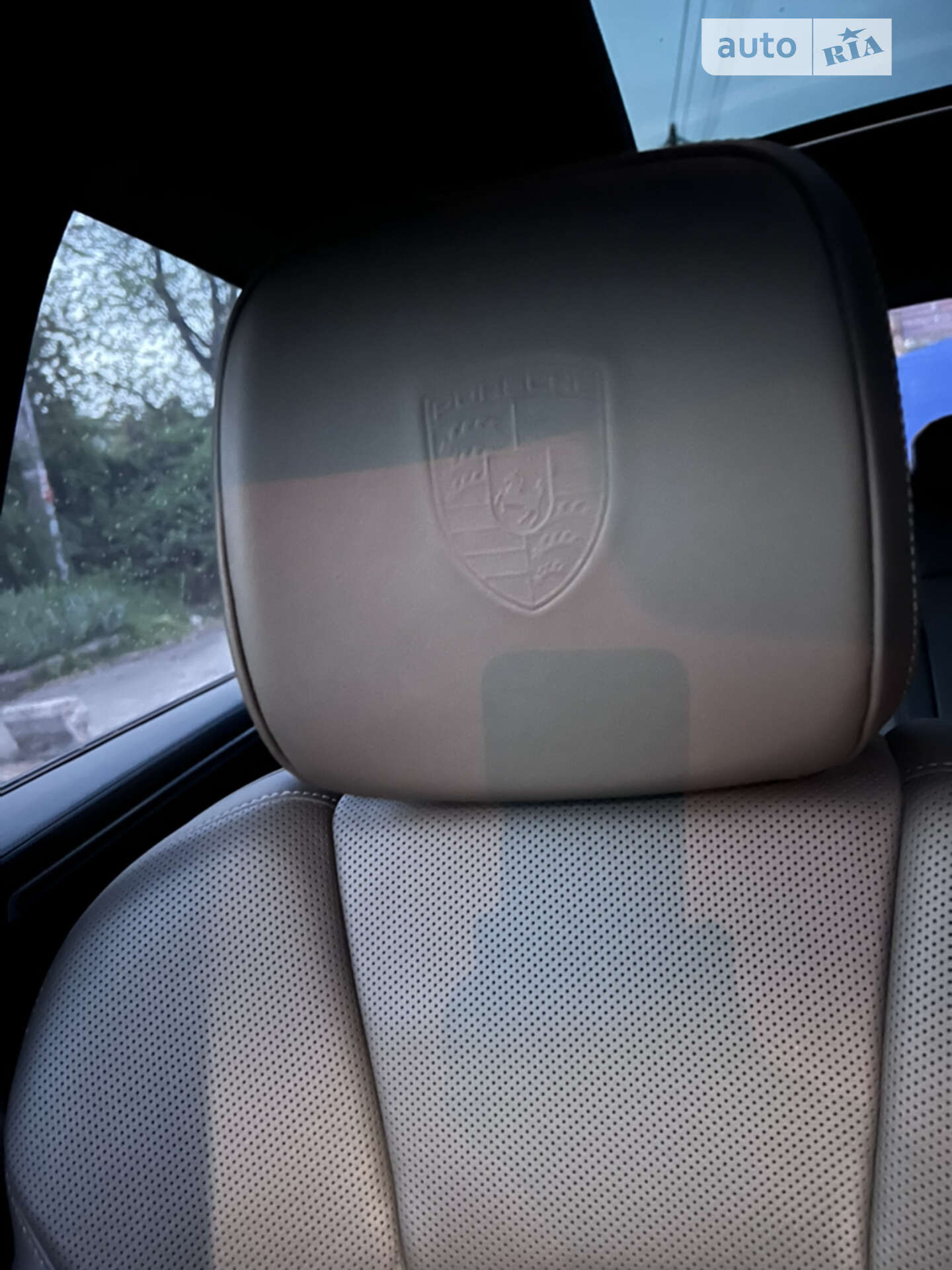Porsche Macan 2019 VIN WP1ZZZ95ZKLB27642 фото оголошення 14 з 25