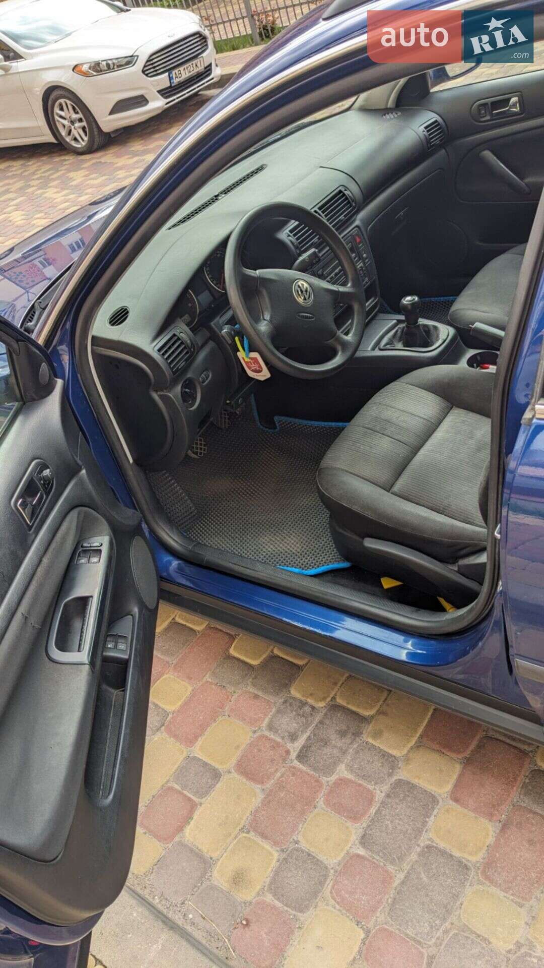 Volkswagen Passat 2000 VIN WVWZZZ3BZ1E114524 фото оголошення 10 з 13