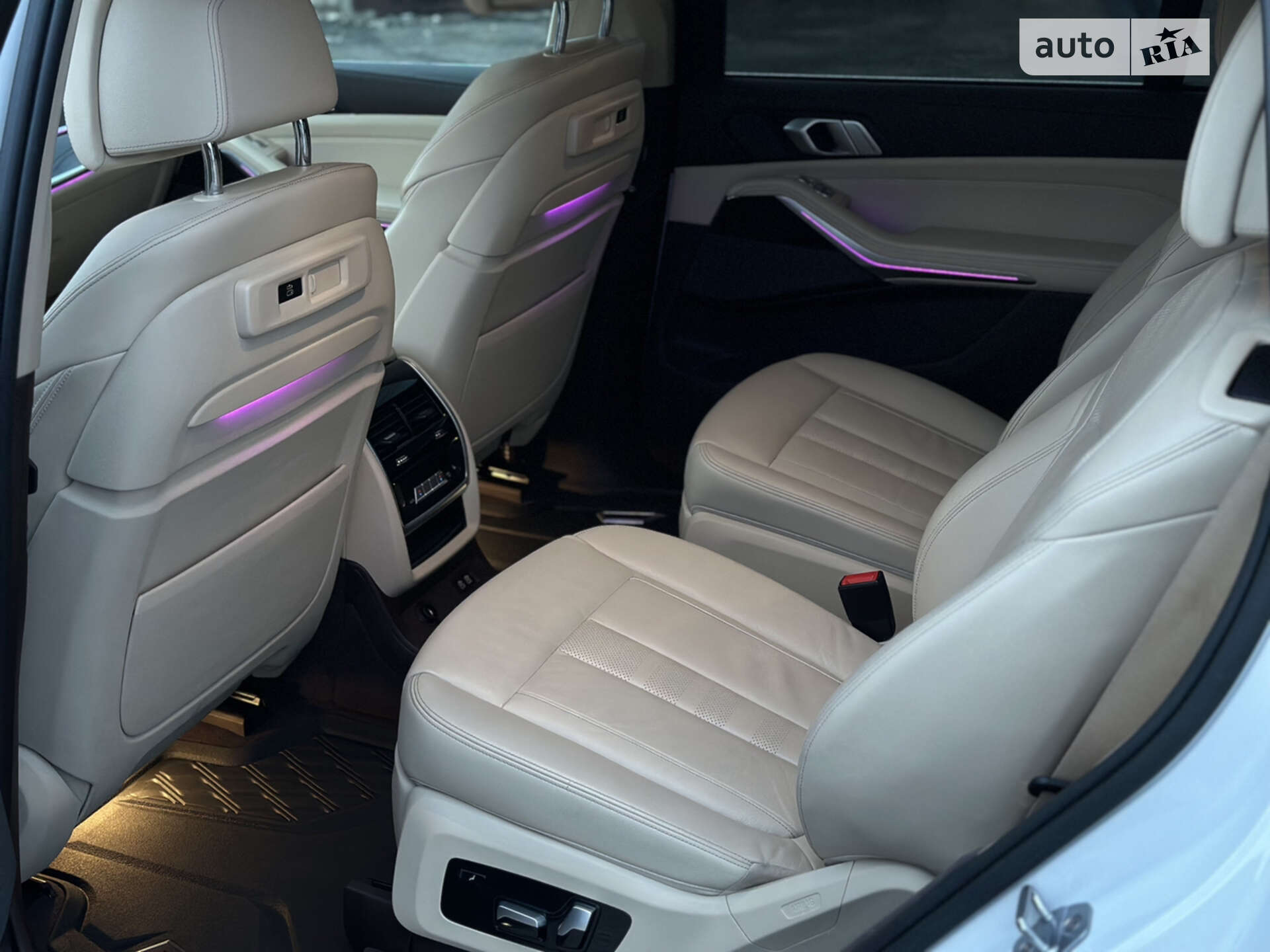 BMW X7 2019 VIN 5UXCX4C55KLS35629 фото оголошення 13 з 24