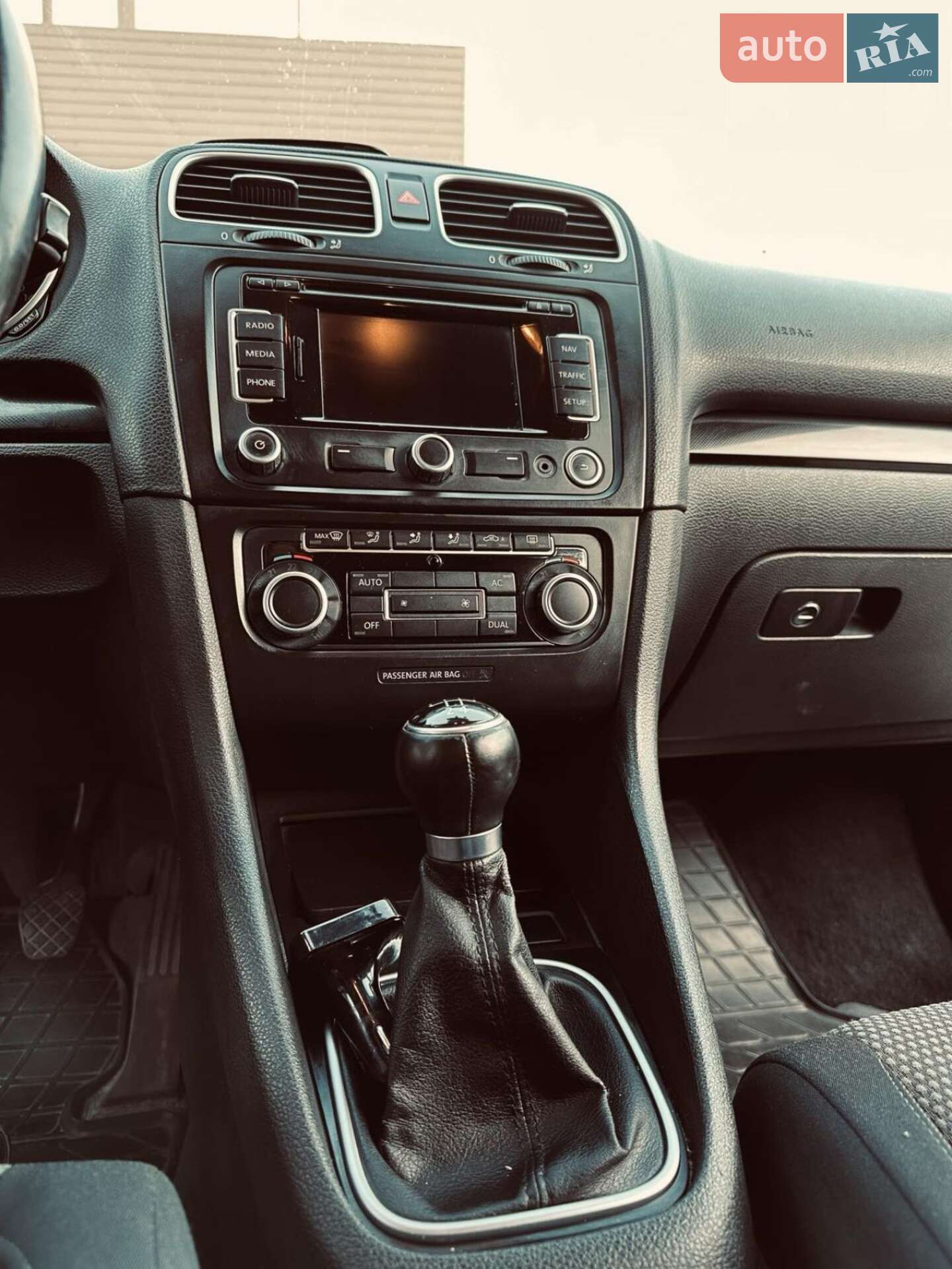 Volkswagen Golf 2010 VIN WVWZZZ1KZBM636174 фото оголошення 11 з 27