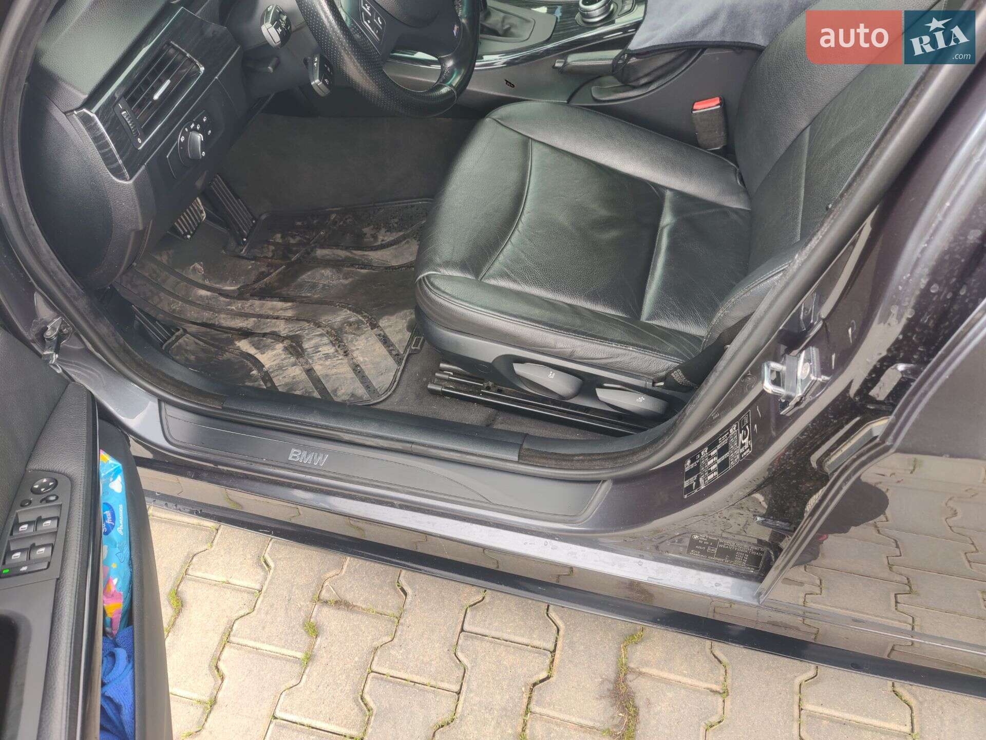 BMW 3 Series 2005 VIN WBAVT91060KT90426 фото оголошення 28 з 31