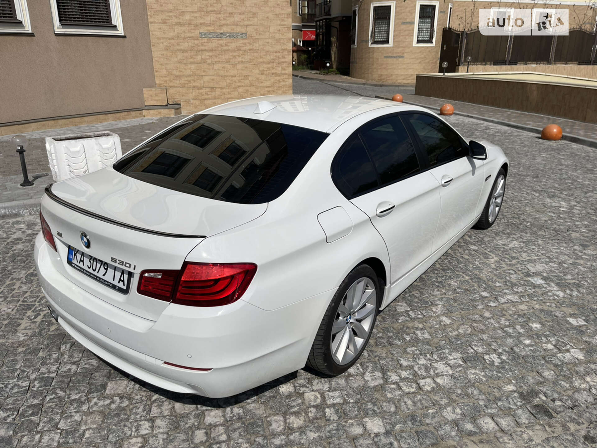 BMW 5 Series 2012 VIN WBAFR110X0C861086 фото оголошення 6 з 10
